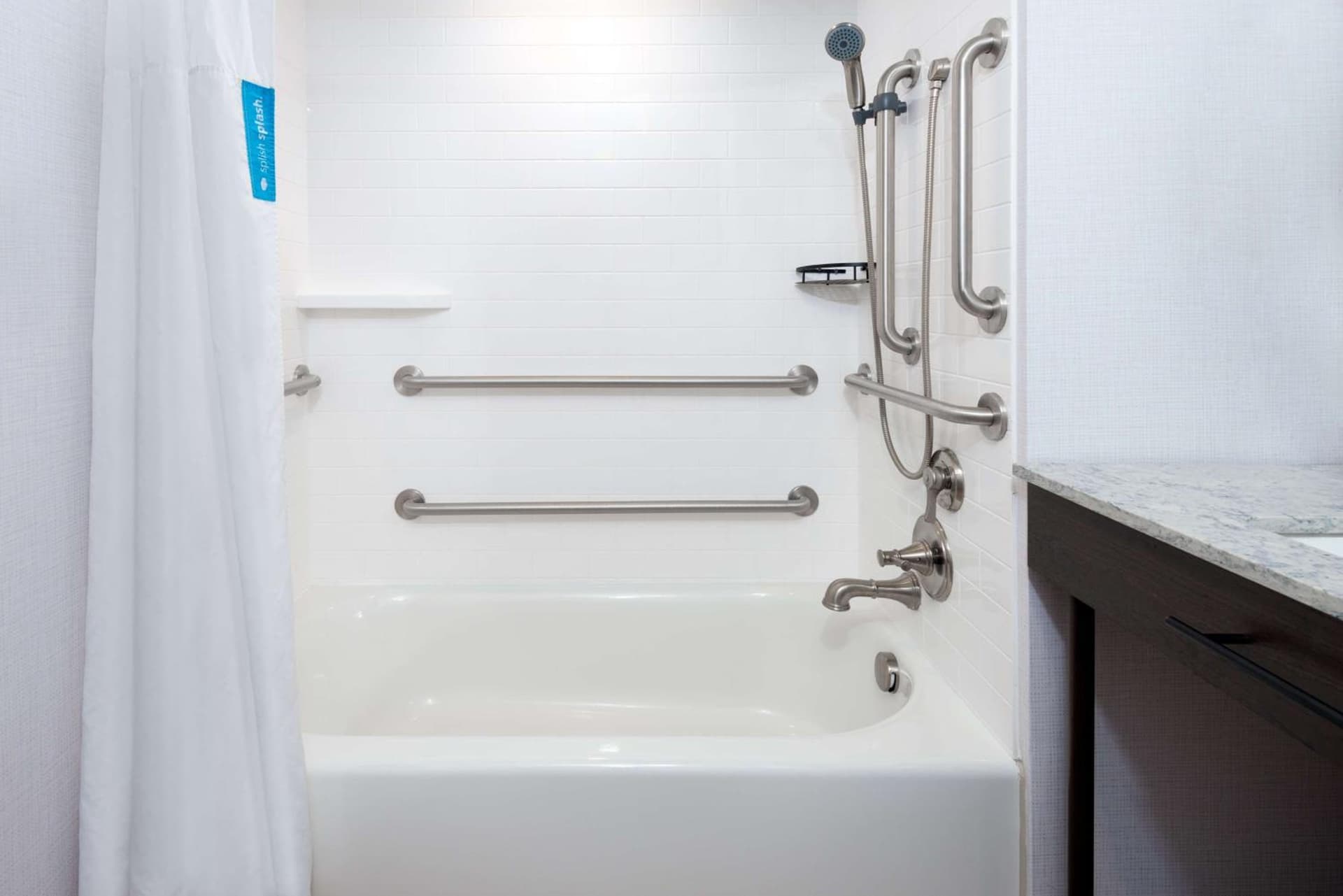 Hampton Inn Buffalo-Williamsville gallery photo in Williamsville, NY — image 39