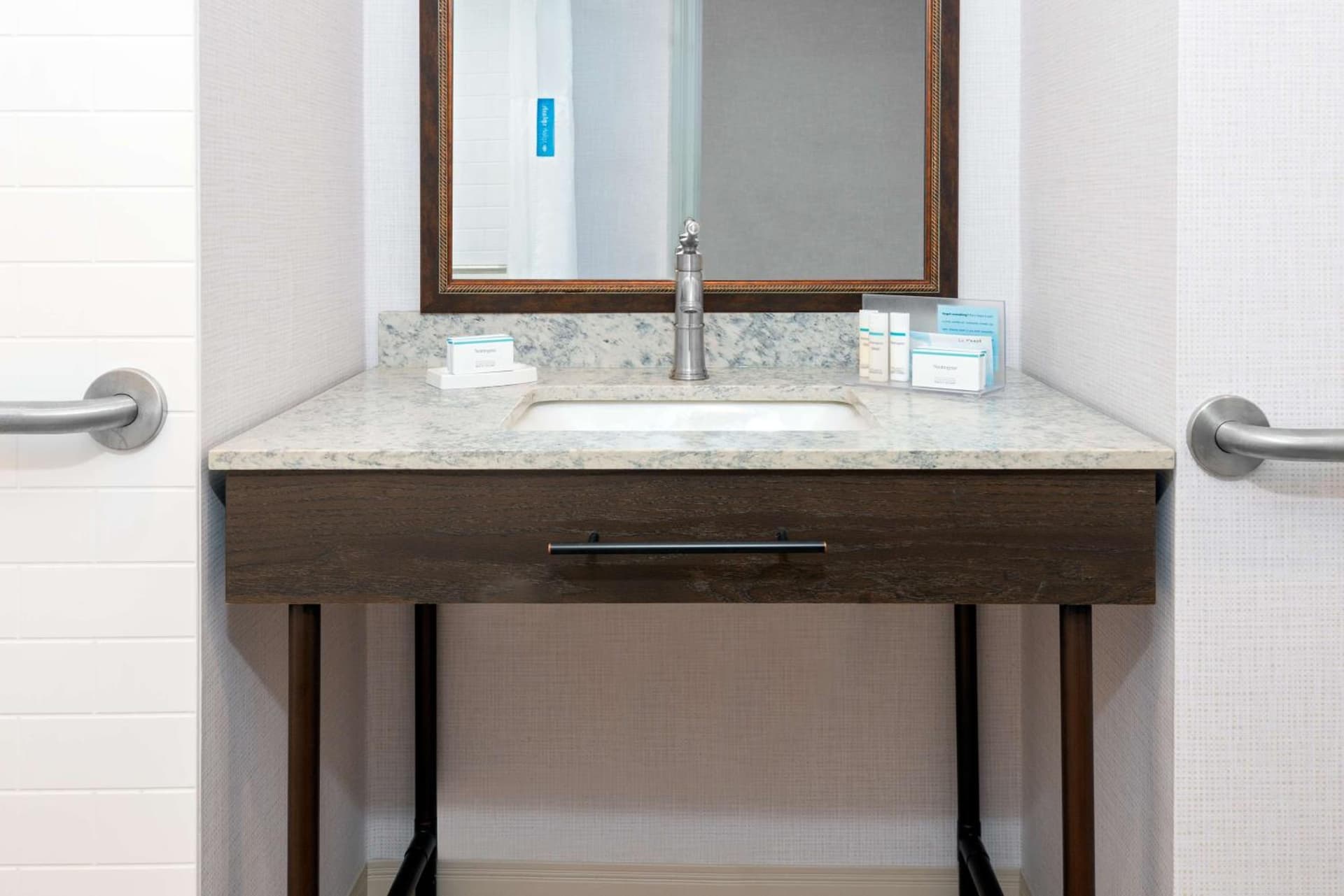 Hampton Inn Buffalo-Williamsville gallery photo in Williamsville, NY — image 23