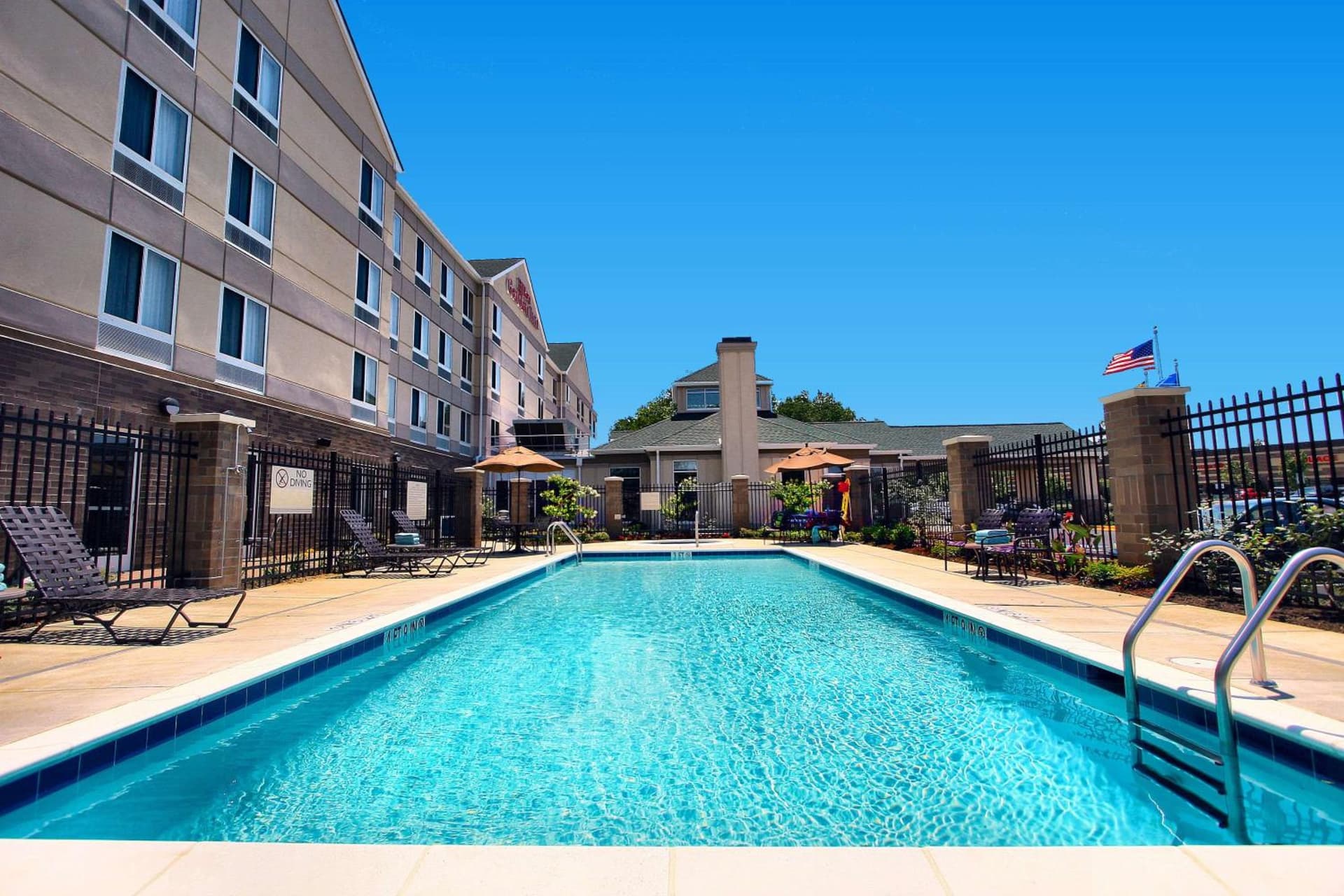Hilton Garden Inn Annapolis interior in Annapolis, MD — gallery photo 2