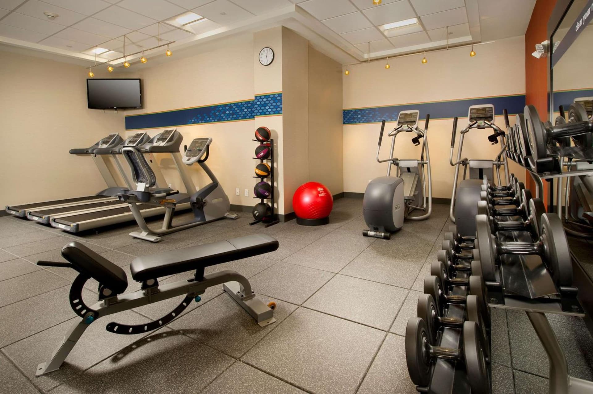 Hampton Inn & Suites Chattanooga/Hamilton Place gallery photo in Chattanooga, TN — image 13