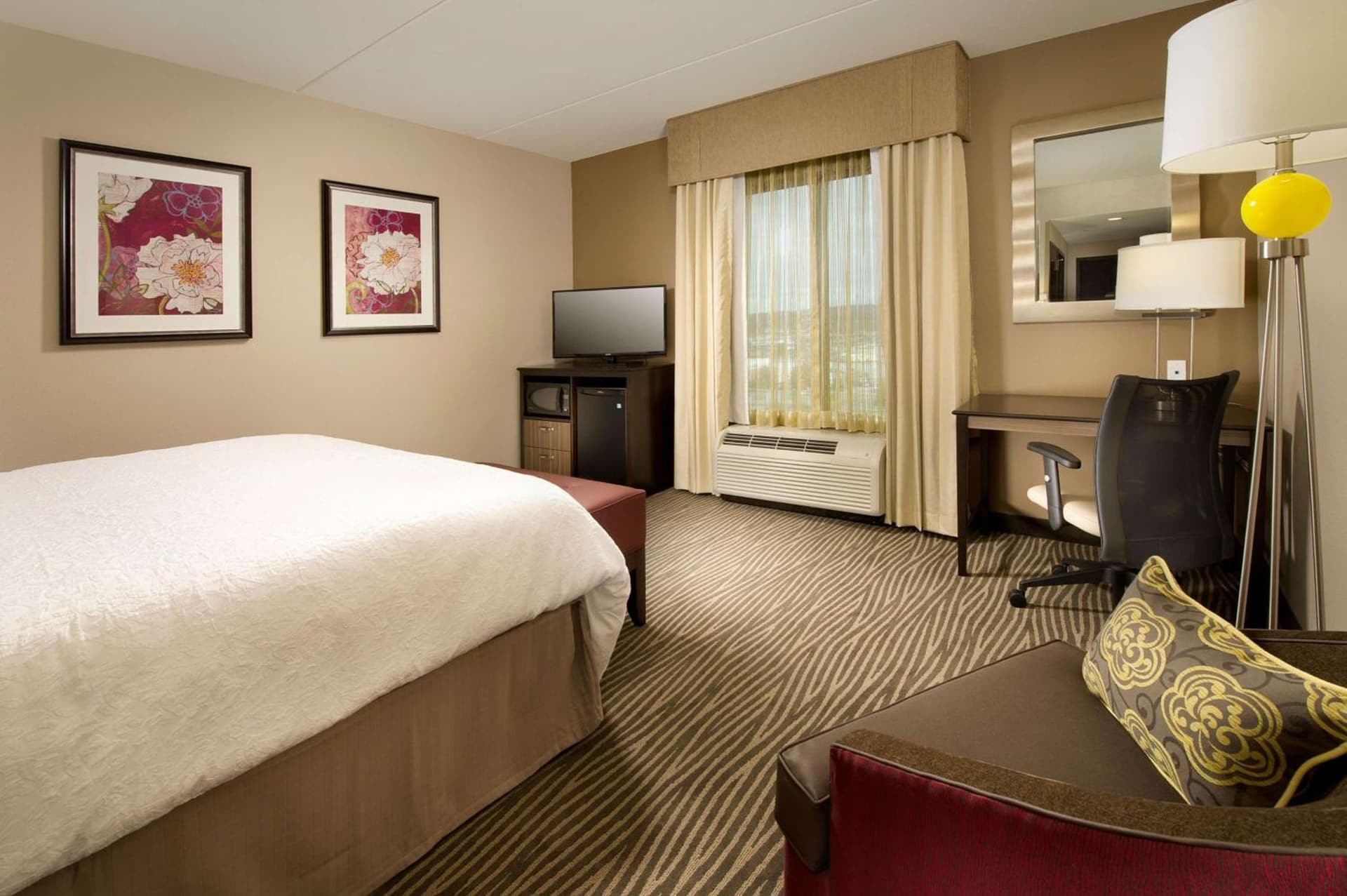 Hampton Inn & Suites Chattanooga/Hamilton Place gallery photo in Chattanooga, TN — image 28