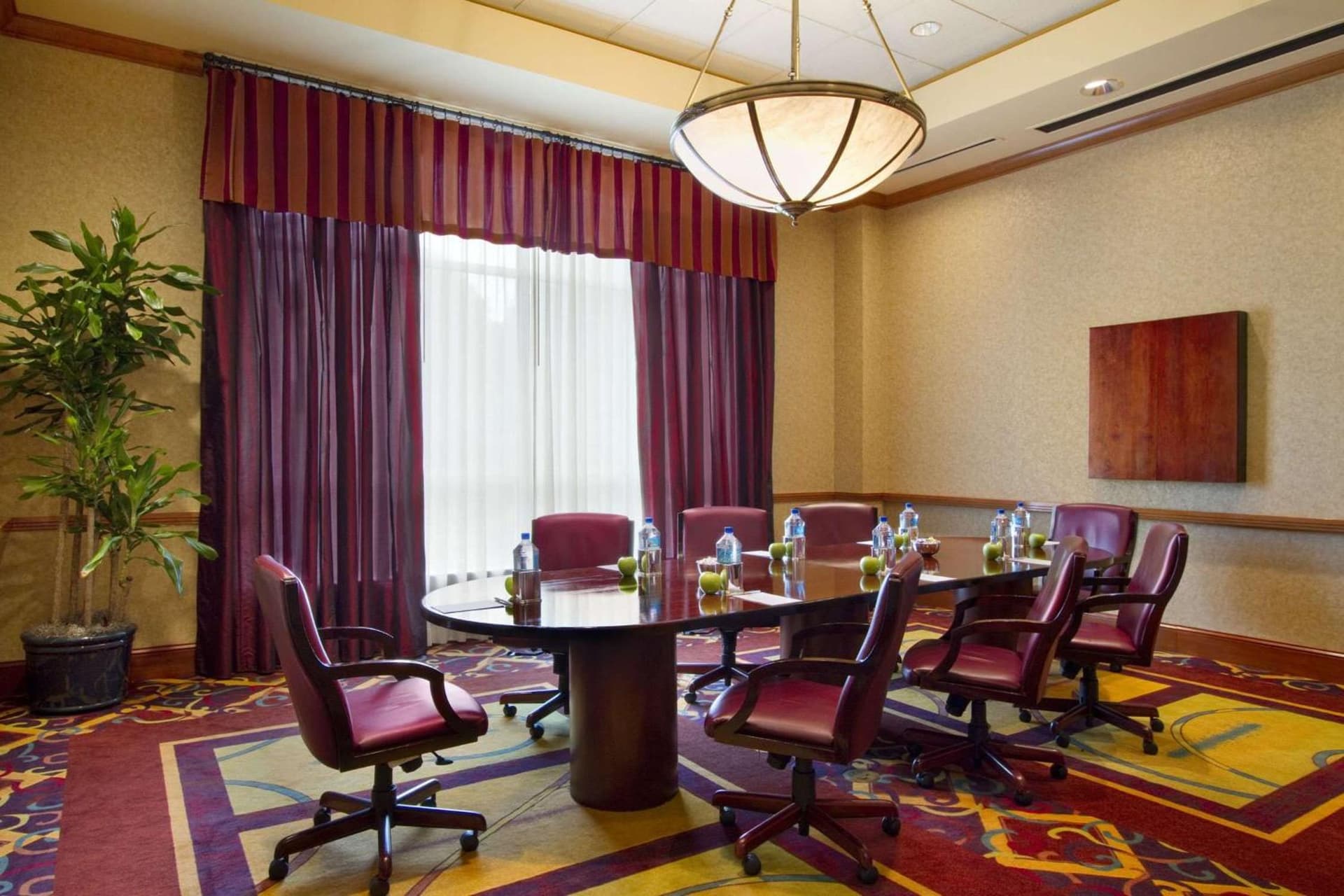 Embassy Suites North Charleston Airport Hotel Convention gallery photo in Charleston, SC — image 44