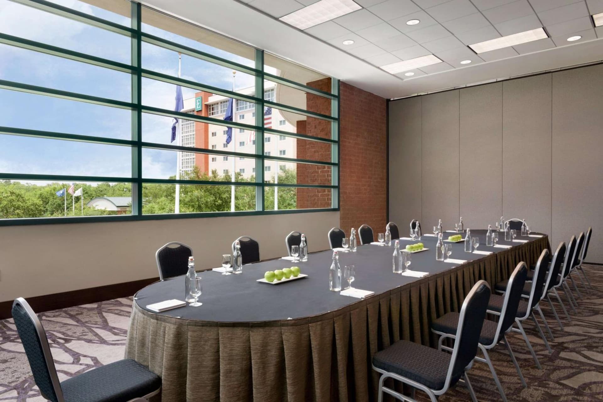 Embassy Suites North Charleston Airport Hotel Convention gallery photo in Charleston, SC — image 9