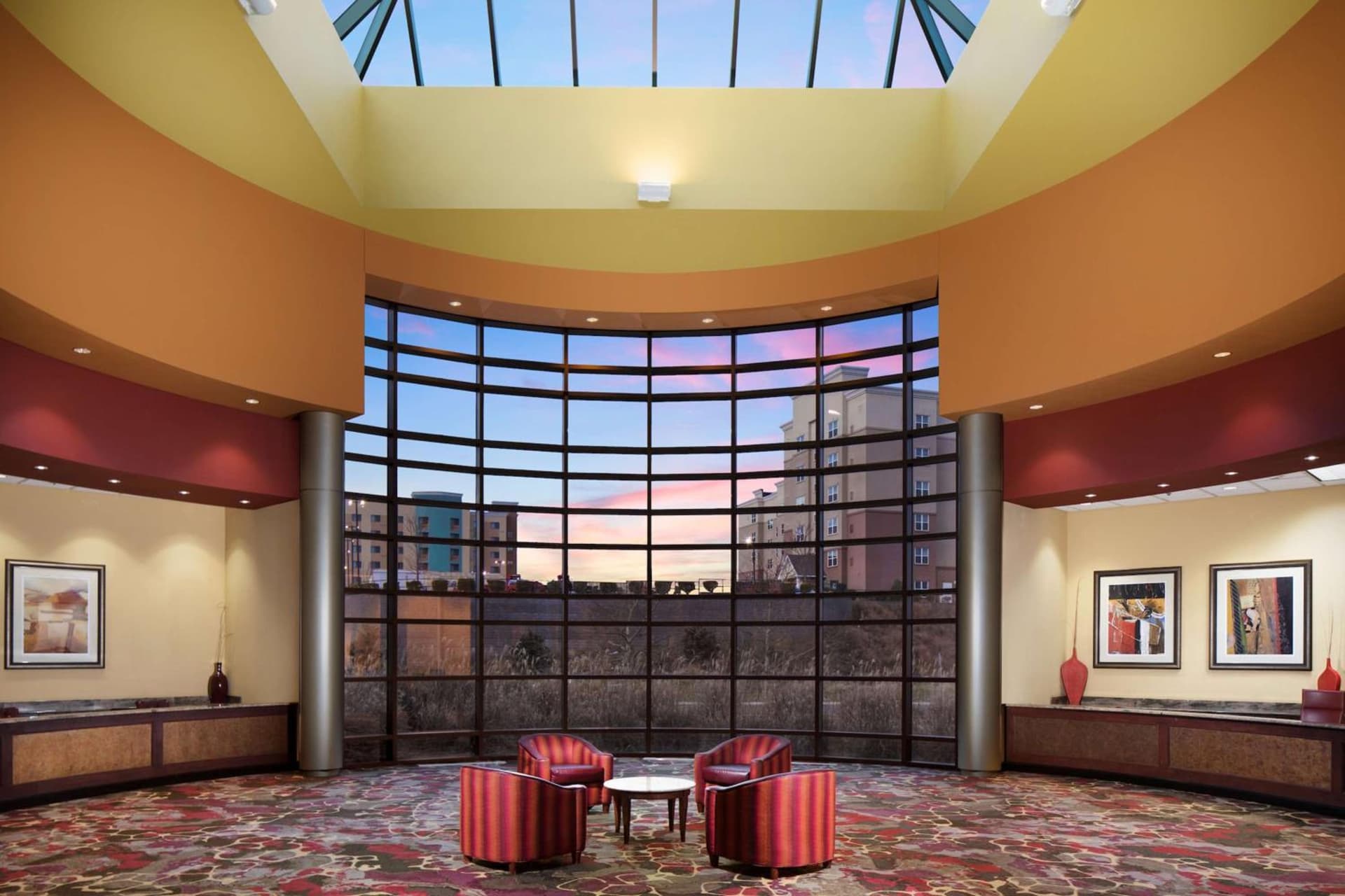 Embassy Suites by Hilton Charlotte Concord Golf Resort & Spa gallery photo in Concord, NC — image 25