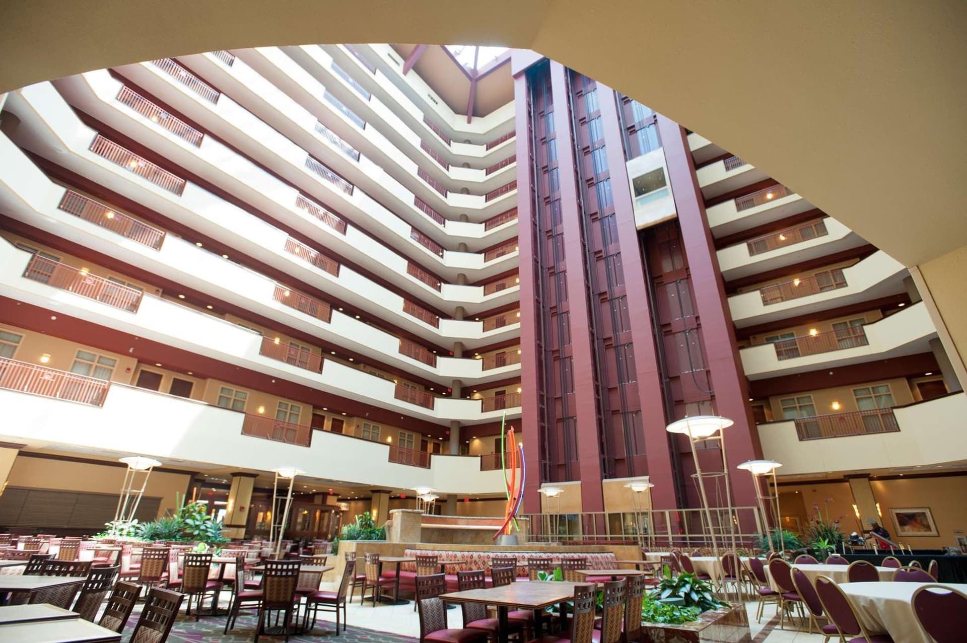 Embassy Suites by Hilton Charlotte Concord Golf Resort & Spa gallery photo in Concord, NC — image 50