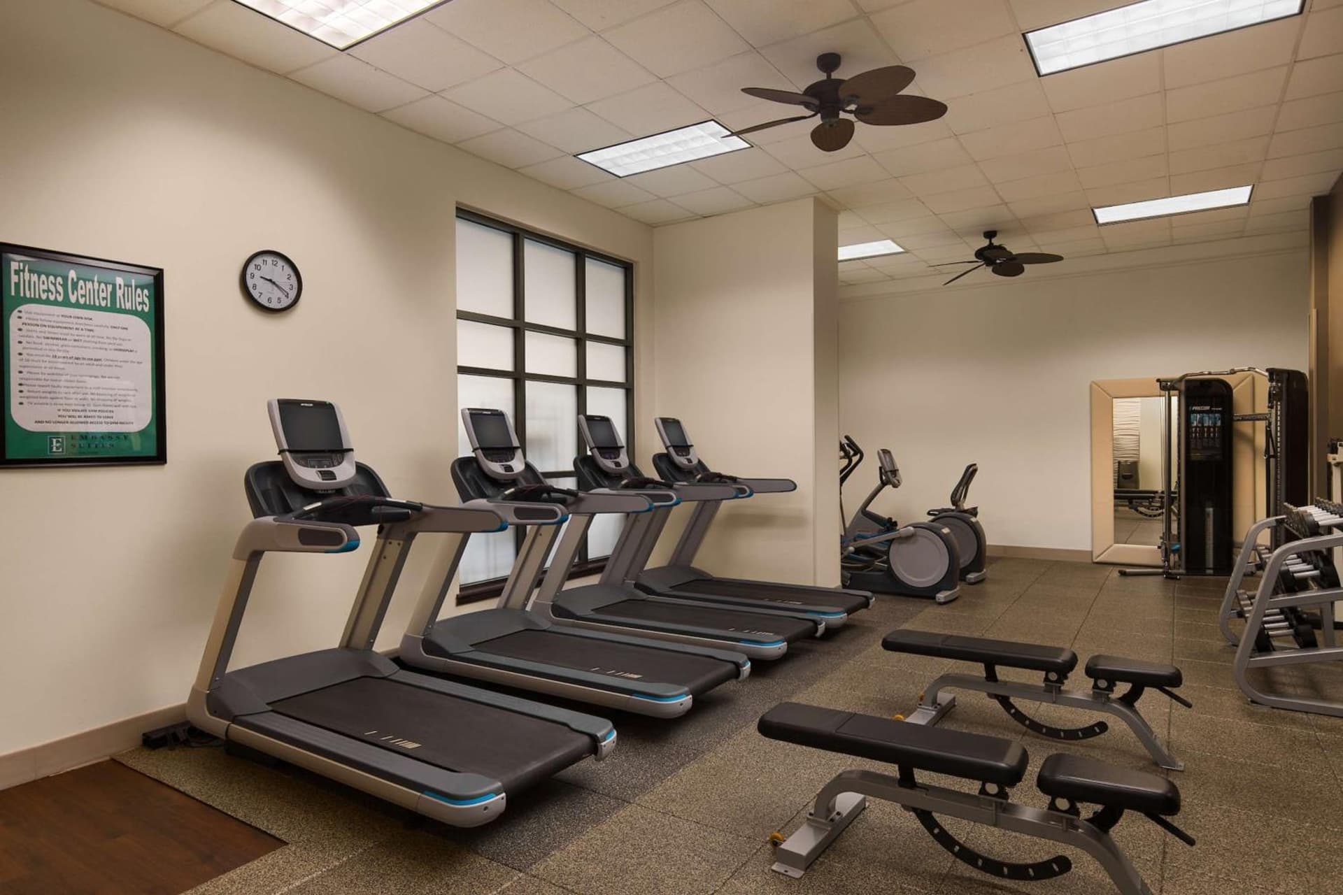 Embassy Suites by Hilton Charlotte Concord Golf Resort & Spa gallery photo in Concord, NC — image 4