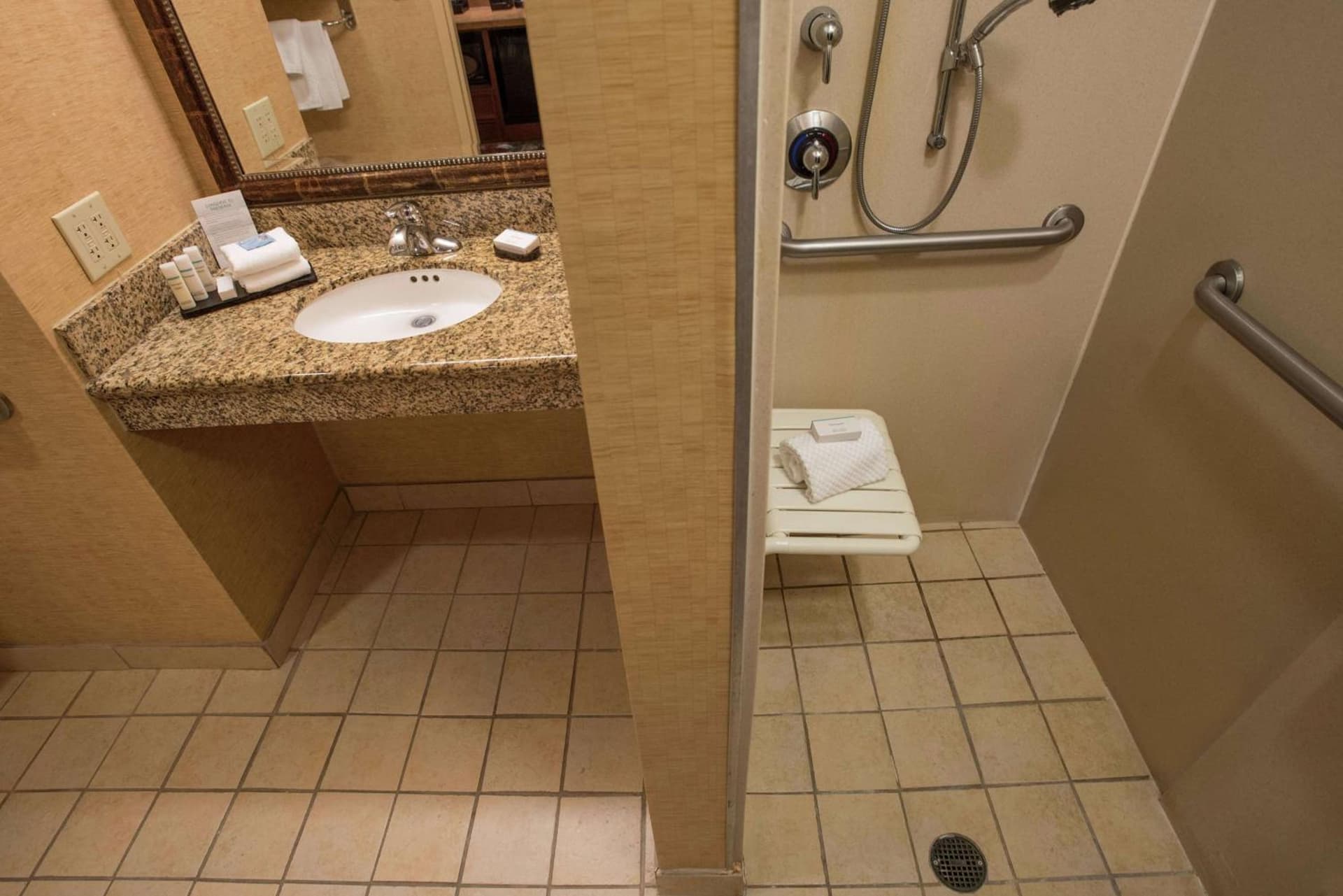 Embassy Suites by Hilton Charlotte Concord Golf Resort & Spa gallery photo in Concord, NC — image 85