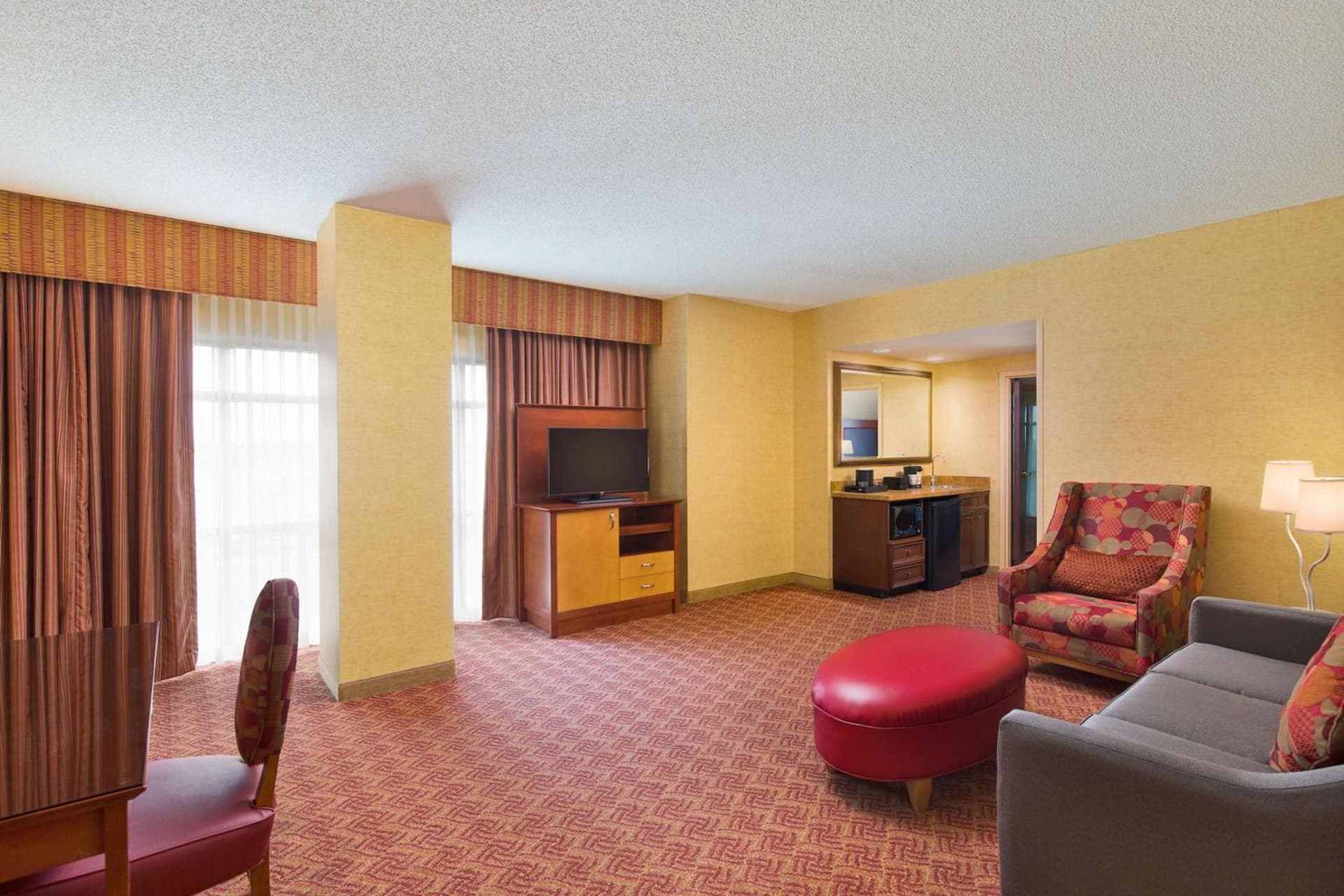 Embassy Suites by Hilton Charlotte Concord Golf Resort & Spa gallery photo in Concord, NC — image 16