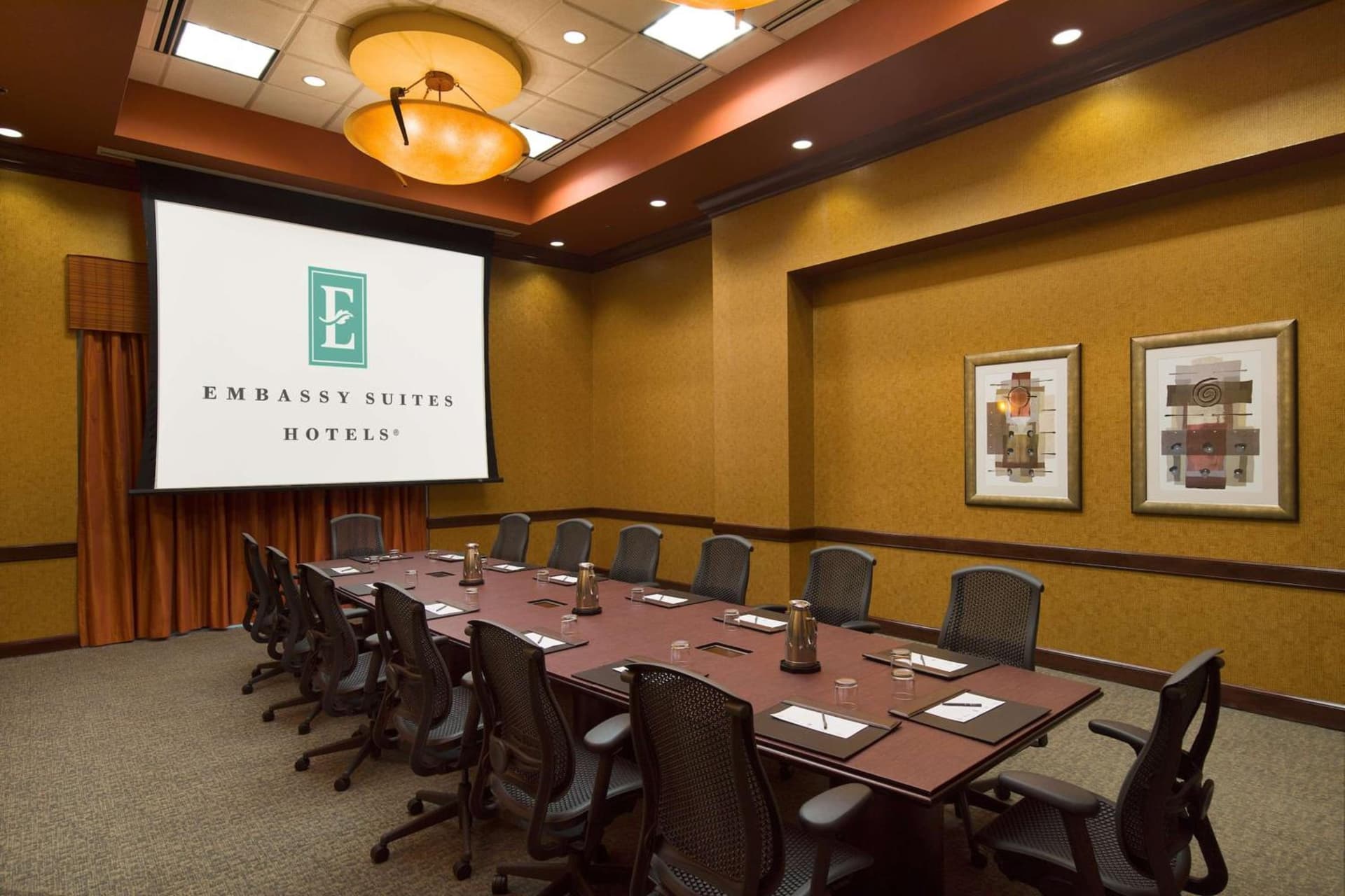 Embassy Suites by Hilton Charlotte Concord Golf Resort & Spa gallery photo in Concord, NC — image 86