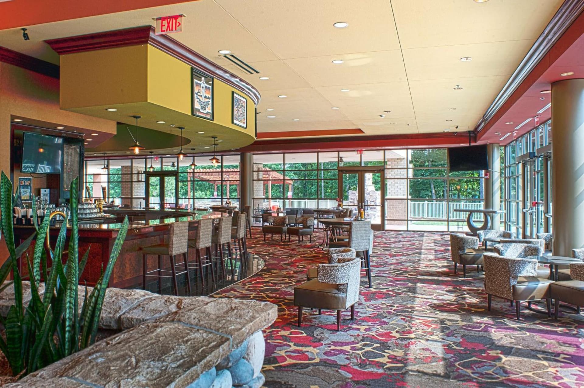 Embassy Suites by Hilton Charlotte Concord Golf Resort & Spa gallery photo in Concord, NC — image 30