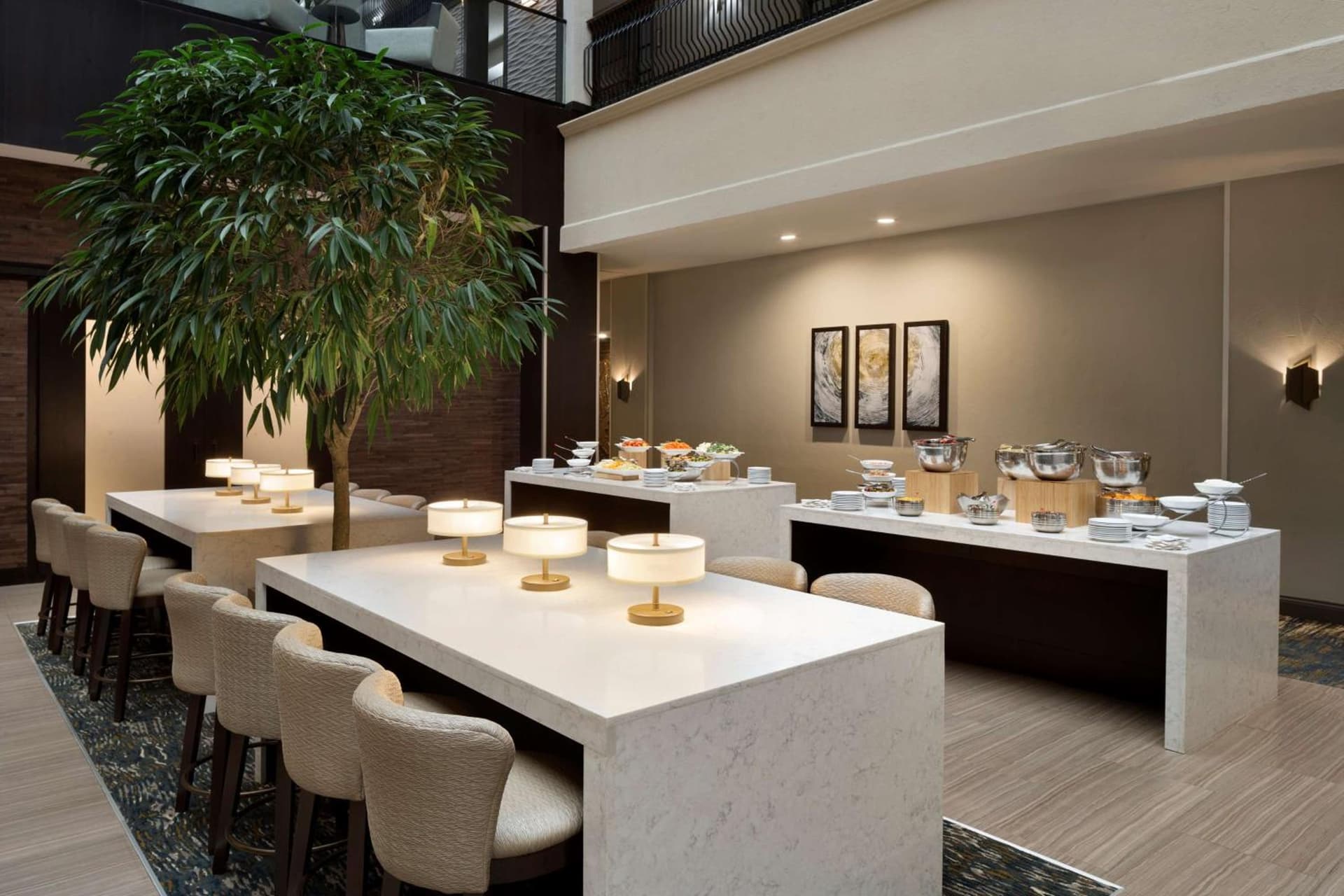 Embassy Suites by Hilton Columbus gallery photo in Columbus, OH — image 32