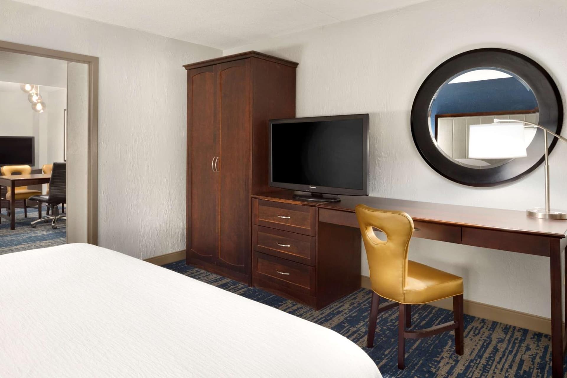Embassy Suites by Hilton Columbus gallery photo in Columbus, OH — image 43