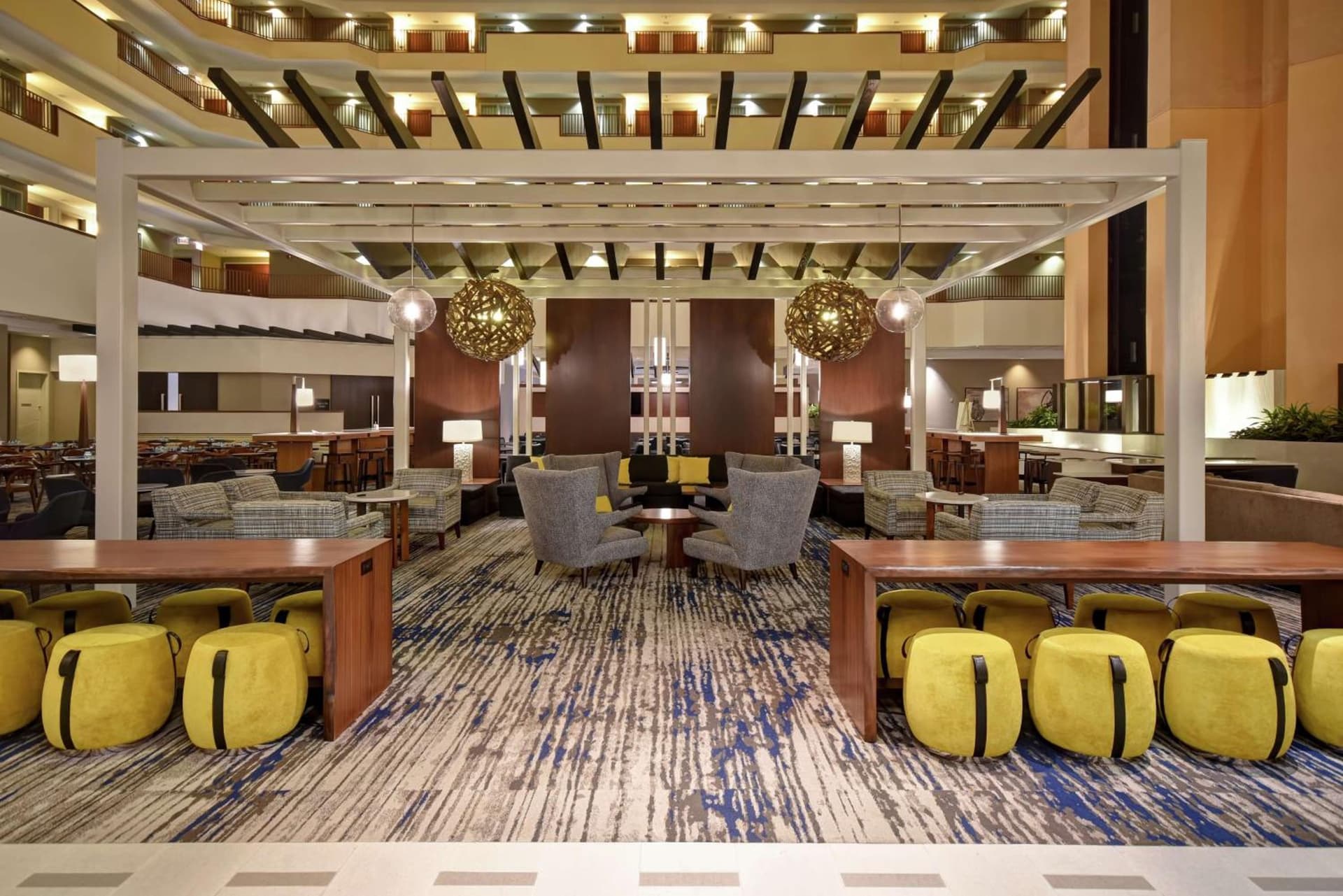 Embassy Suites Charleston gallery photo in Charleston, WV — image 28