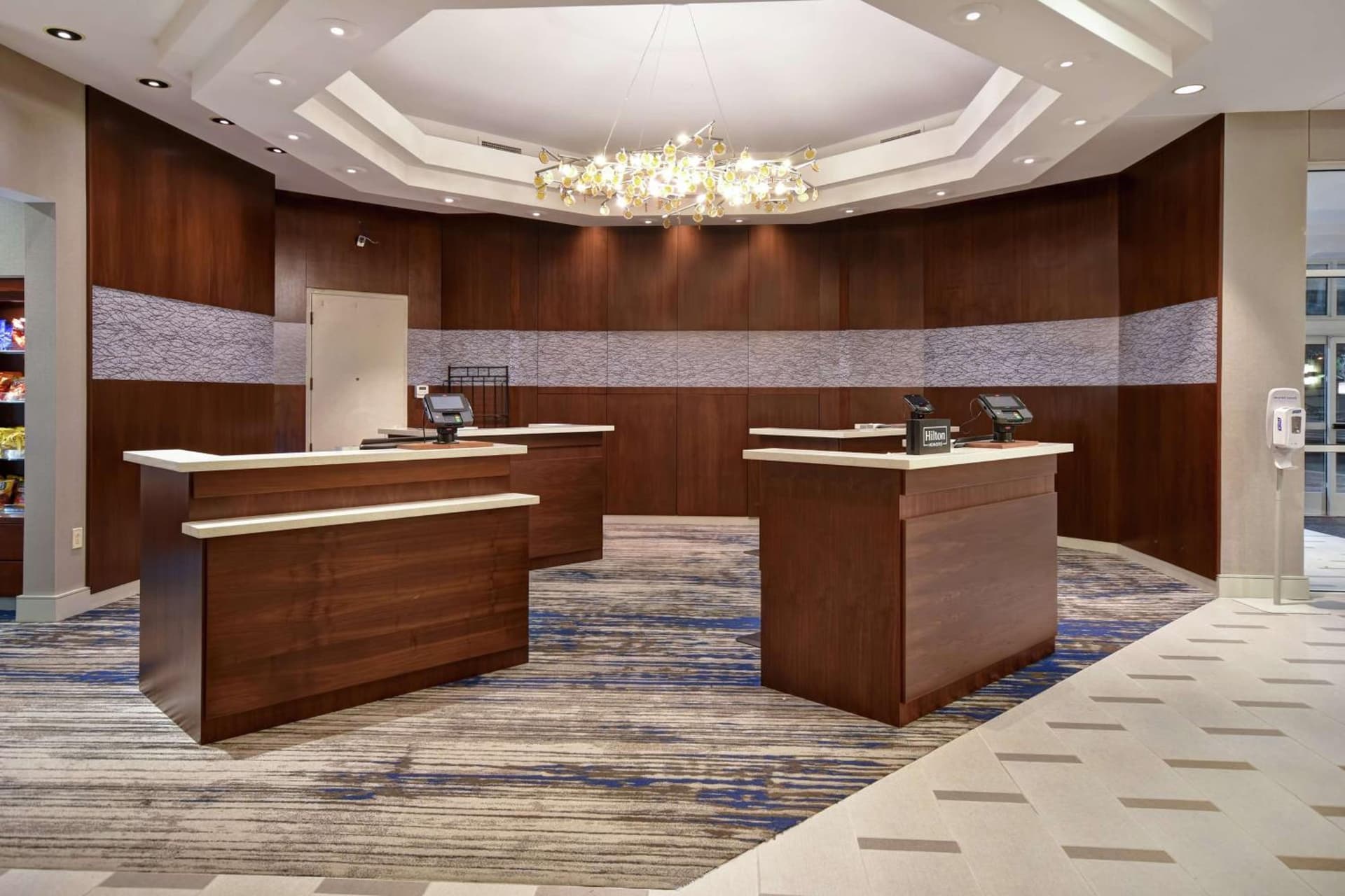 Embassy Suites Charleston gallery photo in Charleston, WV — image 24