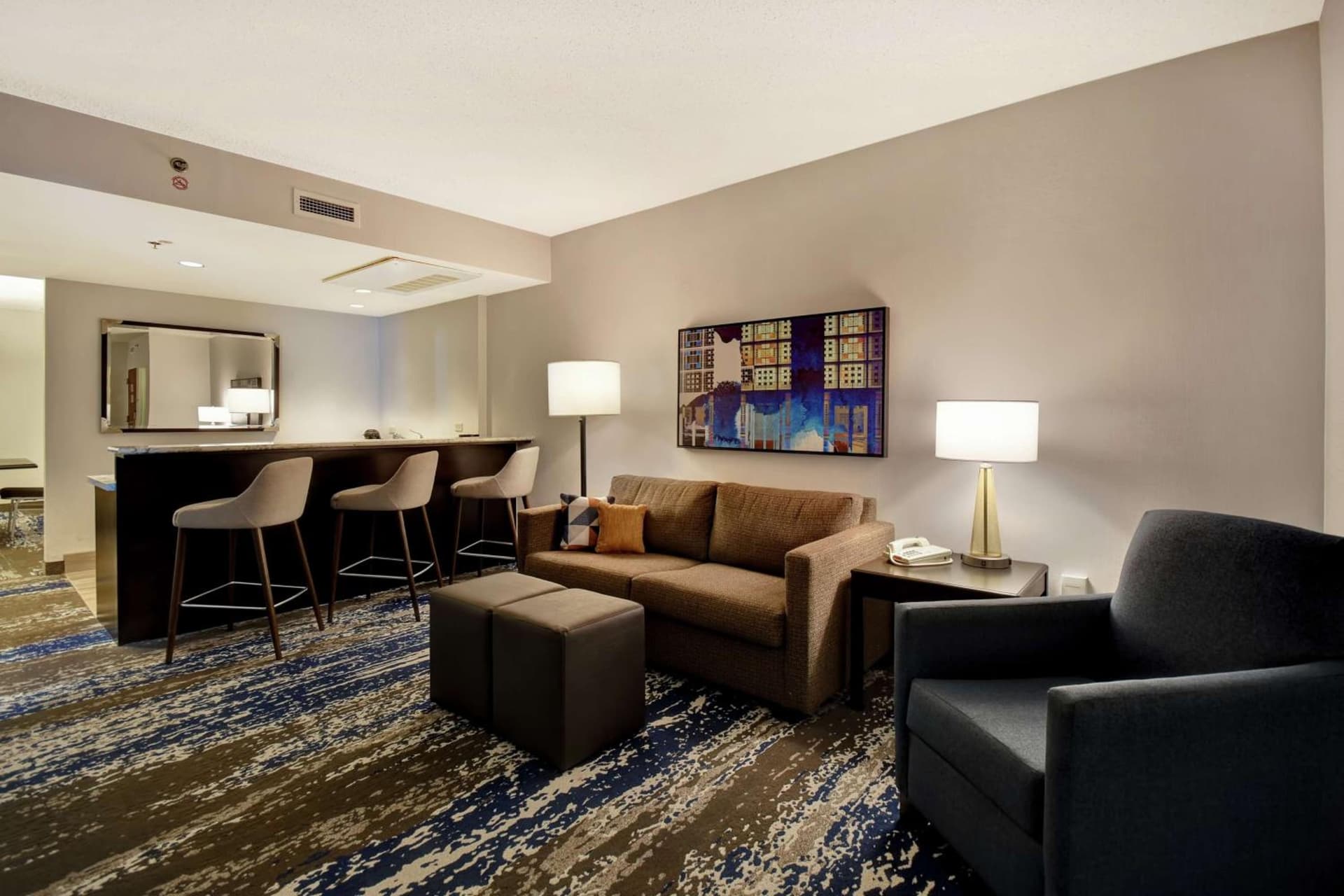 Embassy Suites Charleston gallery photo in Charleston, WV — image 37