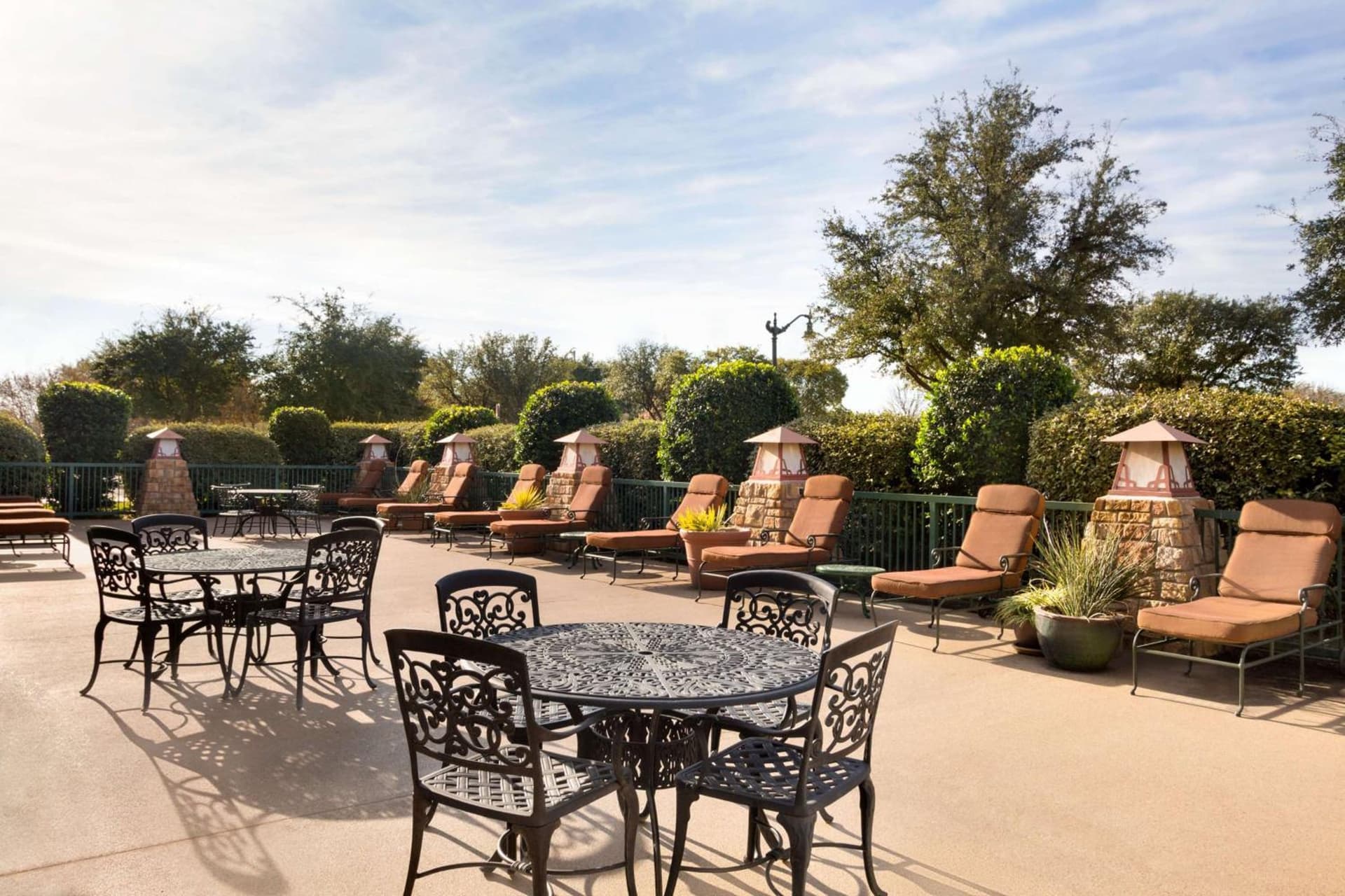 Embassy Suites Dallas - DFW Airport North property views in Grapevine, TX — gallery photo 3