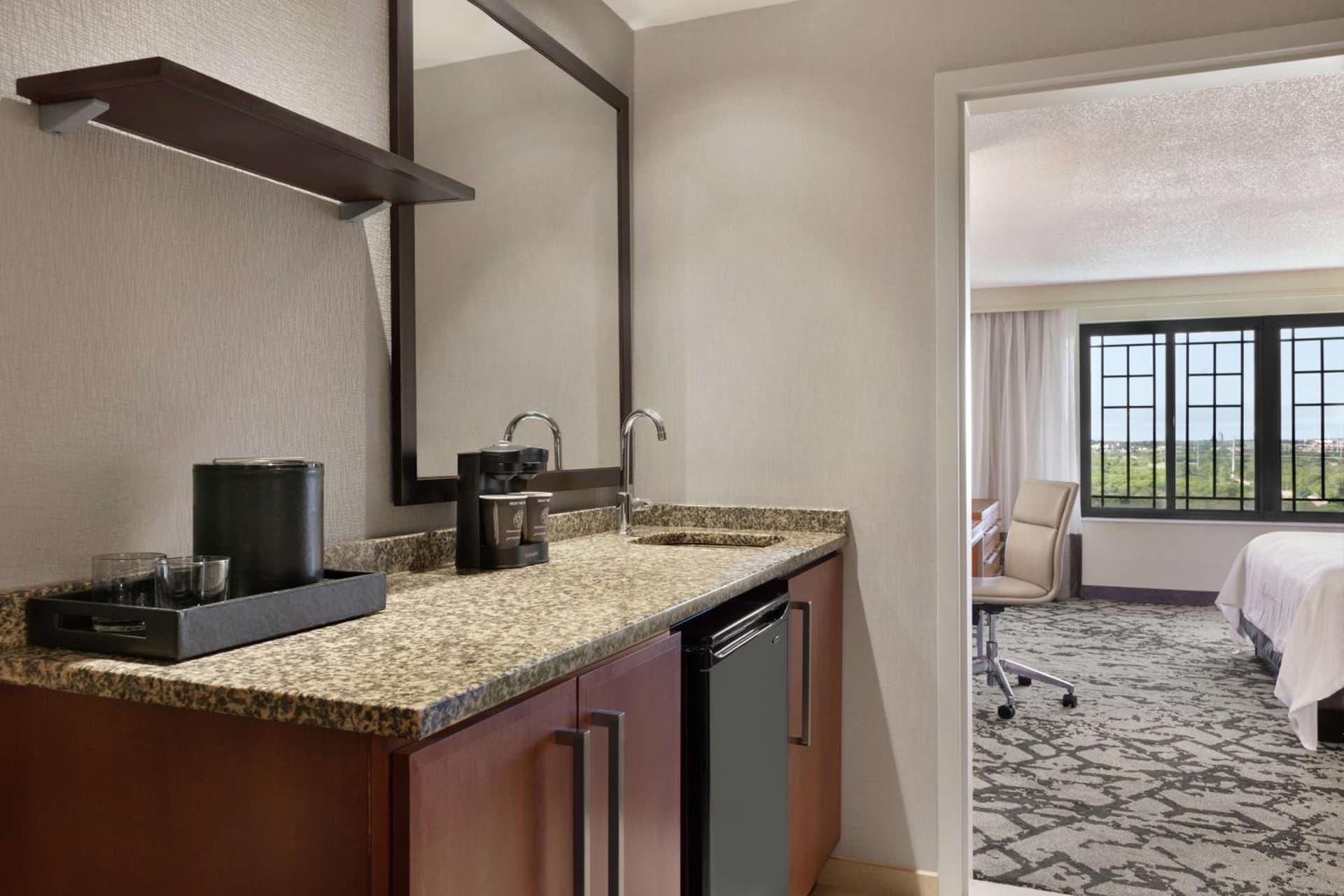 Embassy Suites Dallas - DFW Airport North gallery photo in Grapevine, TX — image 67