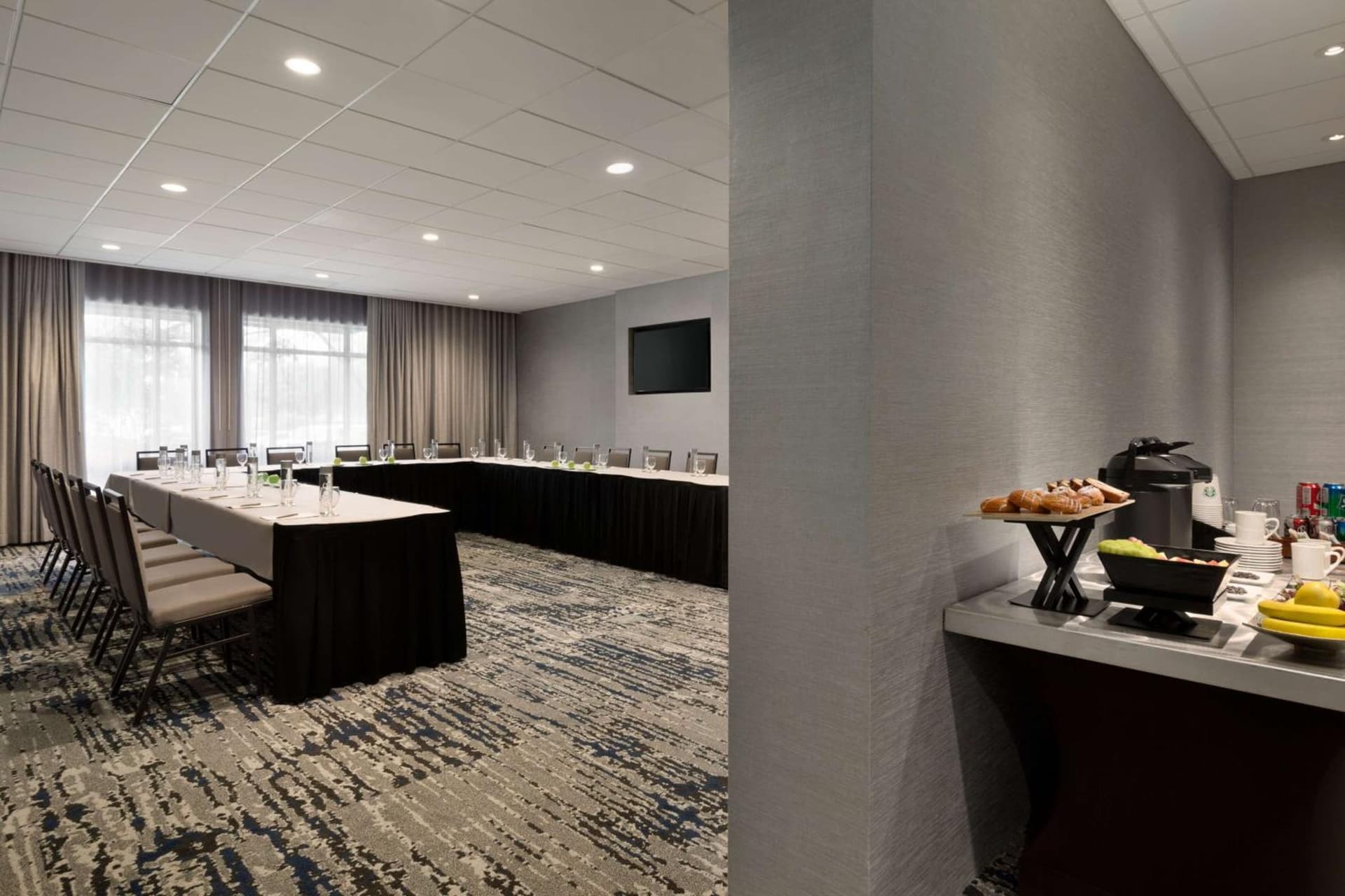 Embassy Suites Dallas - DFW Airport North gallery photo in Grapevine, TX — image 17