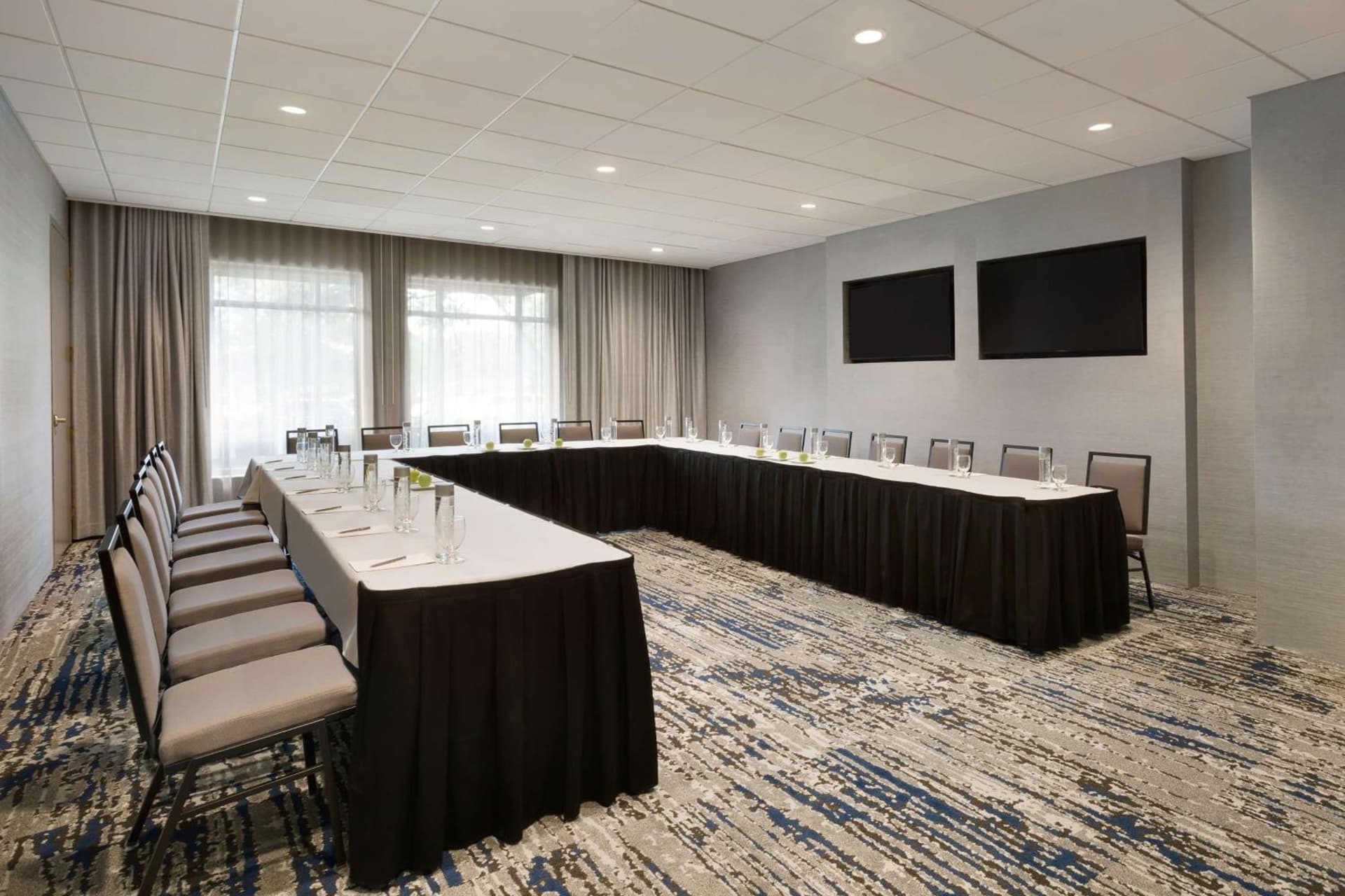 Embassy Suites Dallas - DFW Airport North gallery photo in Grapevine, TX — image 45