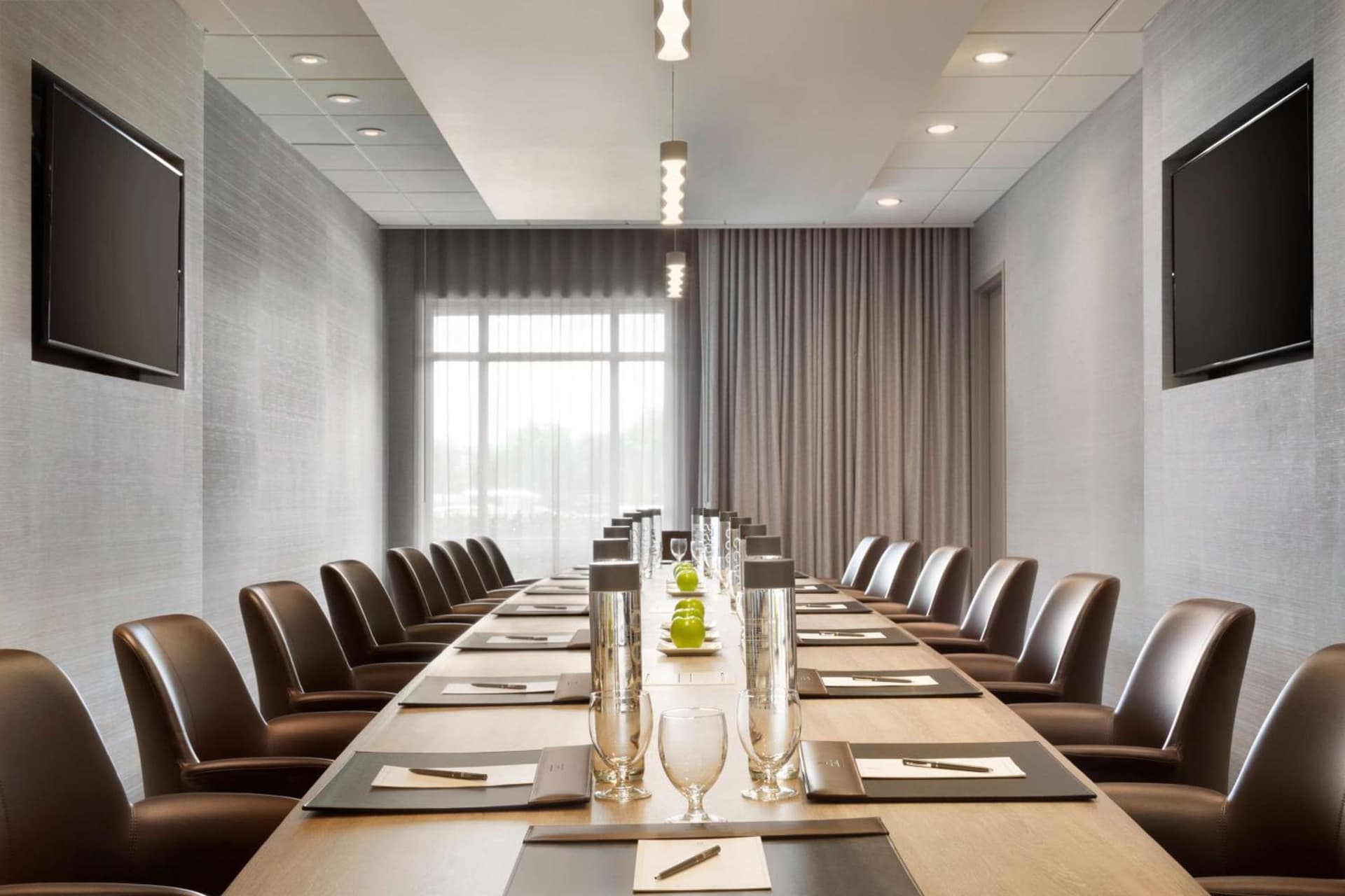 Embassy Suites Dallas - DFW Airport North gallery photo in Grapevine, TX — image 28