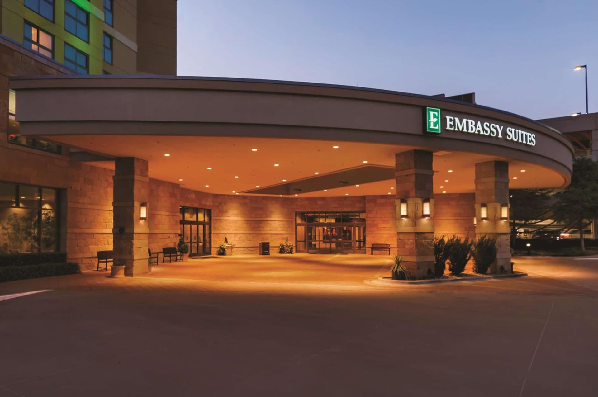 Embassy Suites by Hilton Dallas Frisco Hotel & Convention Center interior in Frisco, TX — gallery photo 2