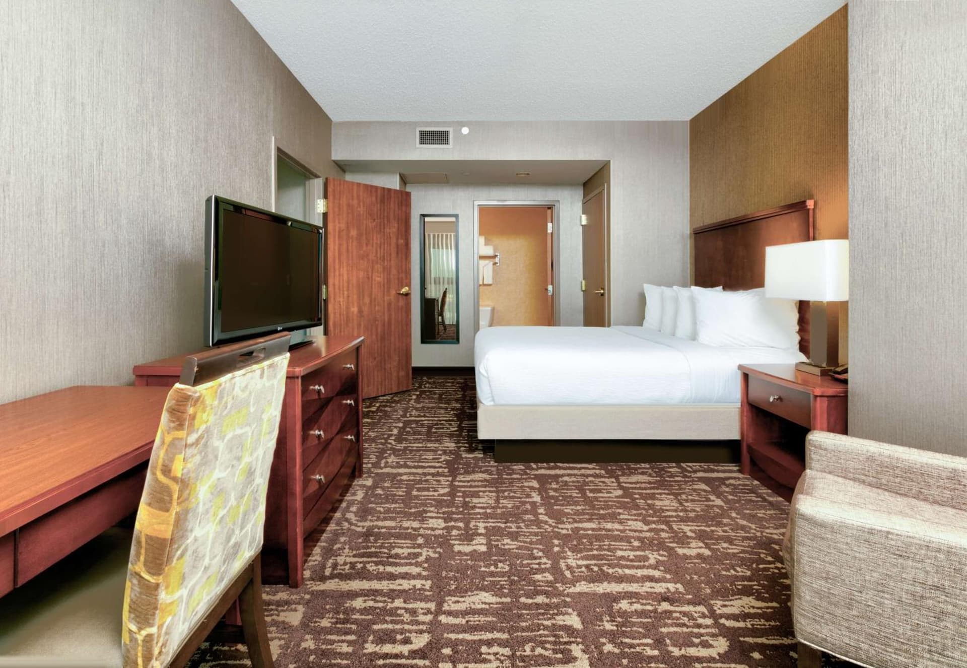 Embassy Suites by Hilton Dallas Frisco Hotel & Convention Center gallery photo in Frisco, TX — image 57