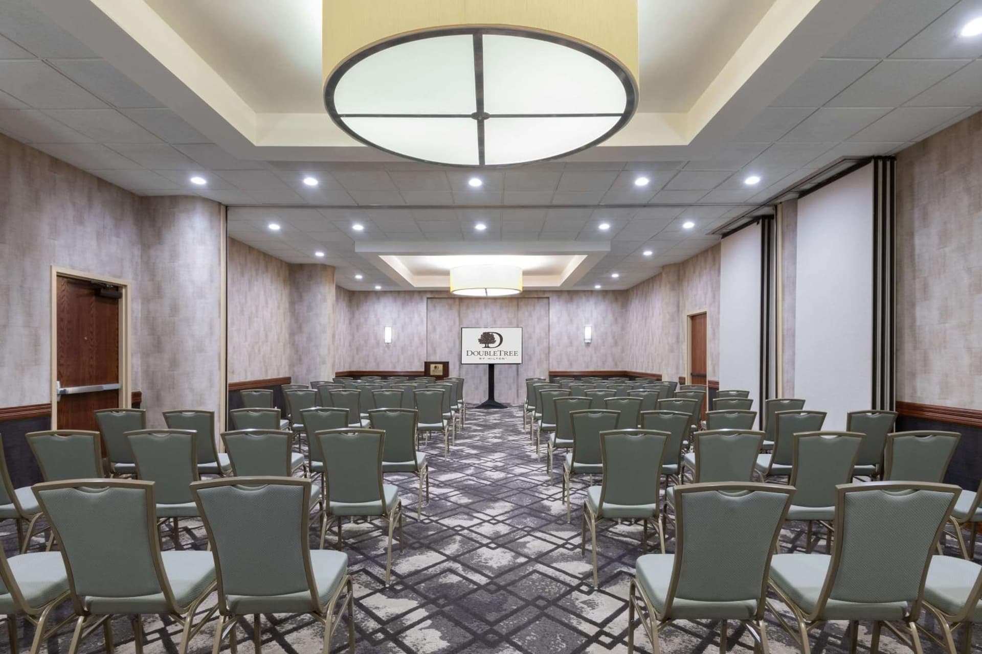 DoubleTree by Hilton Hotel Denver - Aurora gallery photo in Aurora, CO — image 5