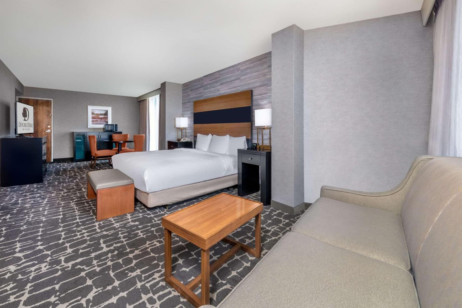DoubleTree by Hilton Hotel Denver - Aurora gallery photo in Aurora, CO — image 7