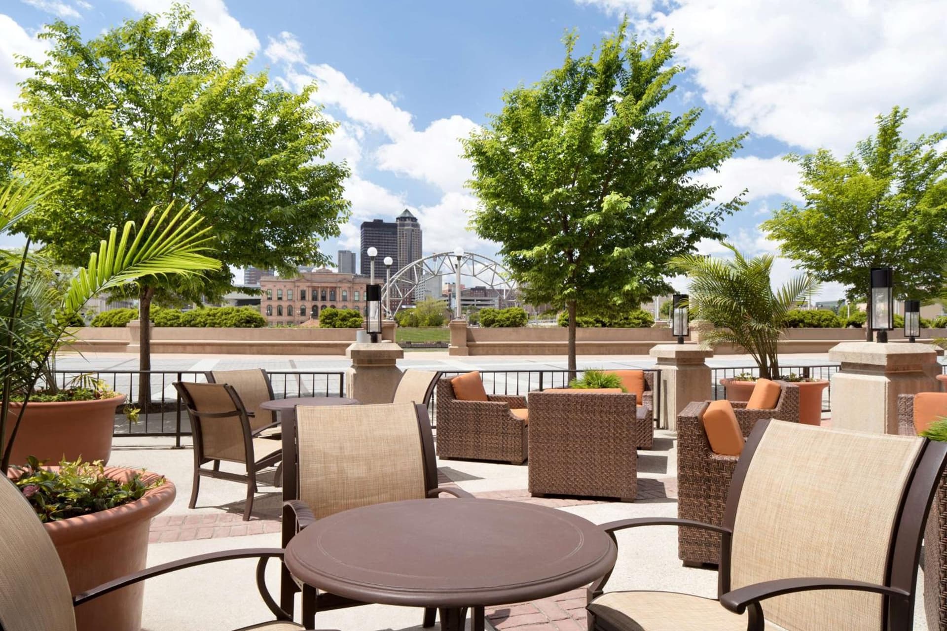 Embassy Suites Des Moines Downtown gallery photo in Des Moines, IA — image 16