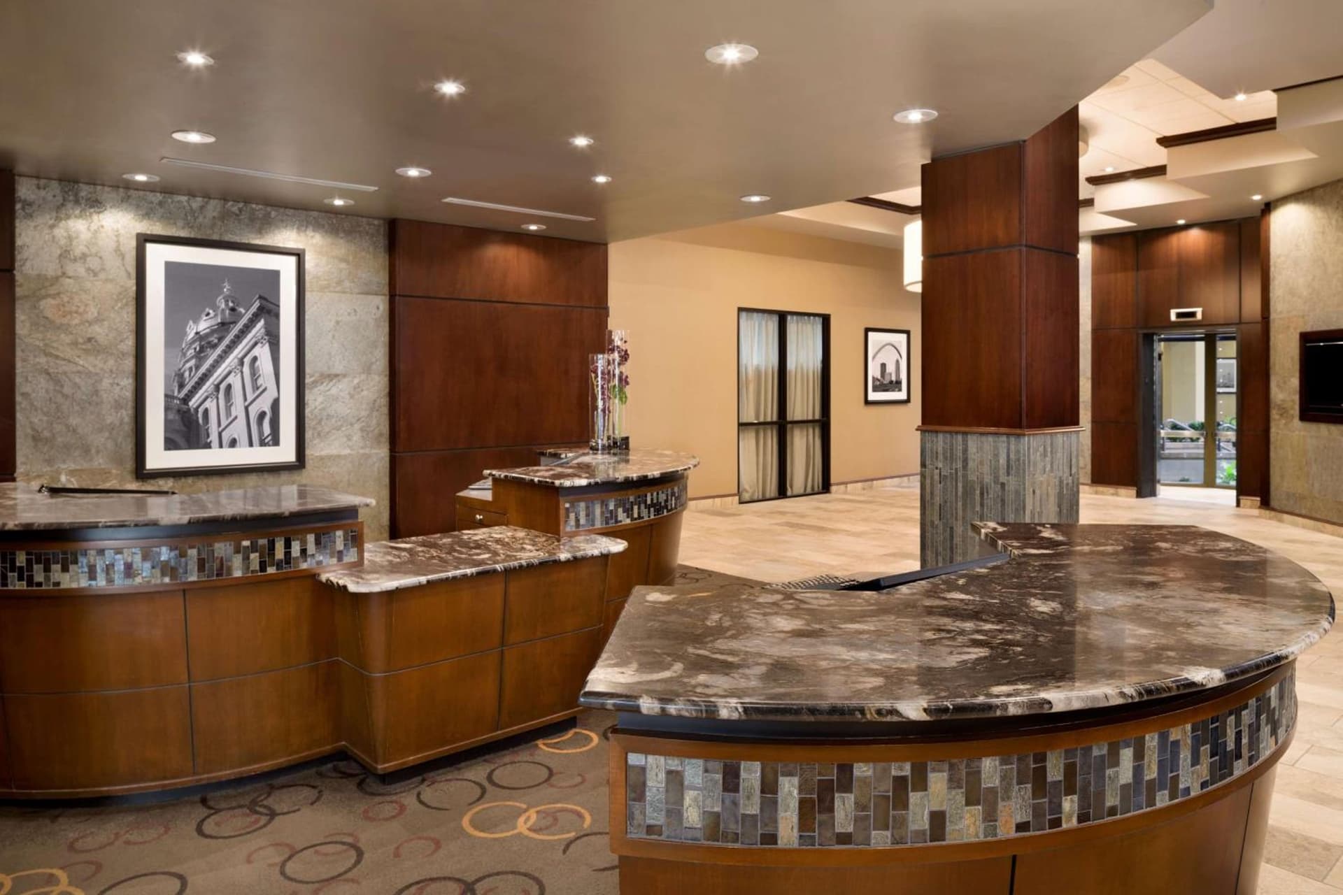 Embassy Suites Des Moines Downtown gallery photo in Des Moines, IA — image 43