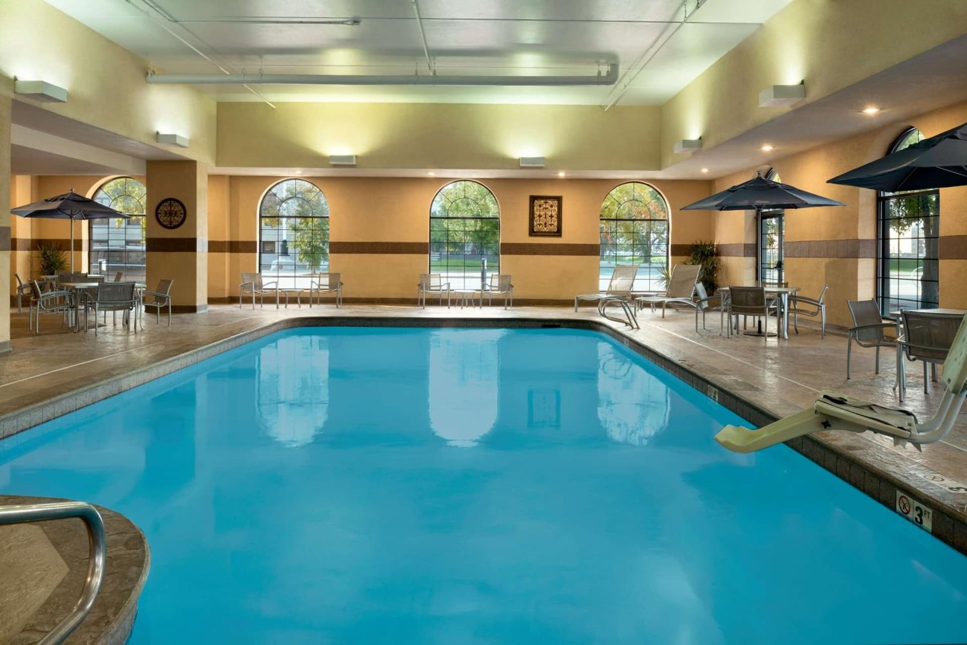 Embassy Suites Des Moines Downtown gallery photo in Des Moines, IA — image 32