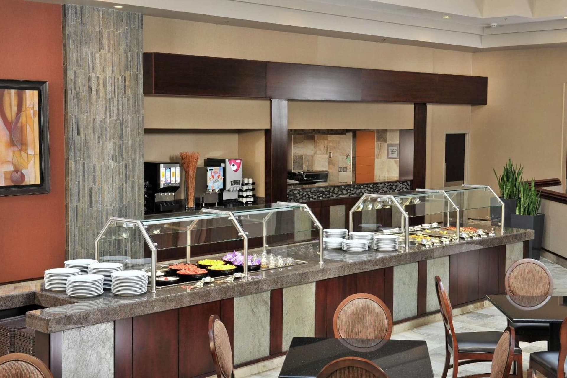 Embassy Suites Des Moines Downtown gallery photo in Des Moines, IA — image 9