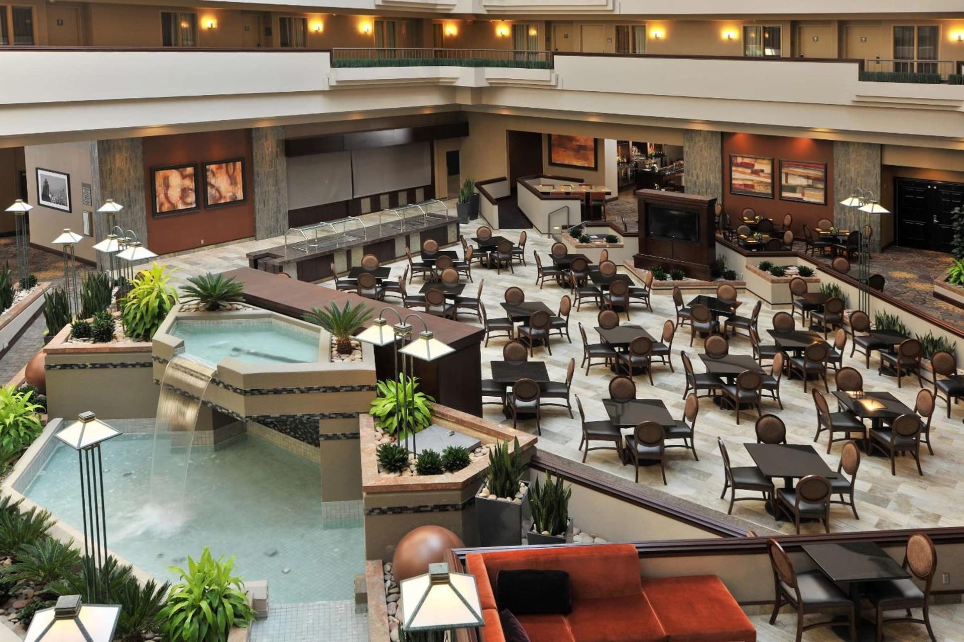 Embassy Suites Des Moines Downtown gallery photo in Des Moines, IA — image 19