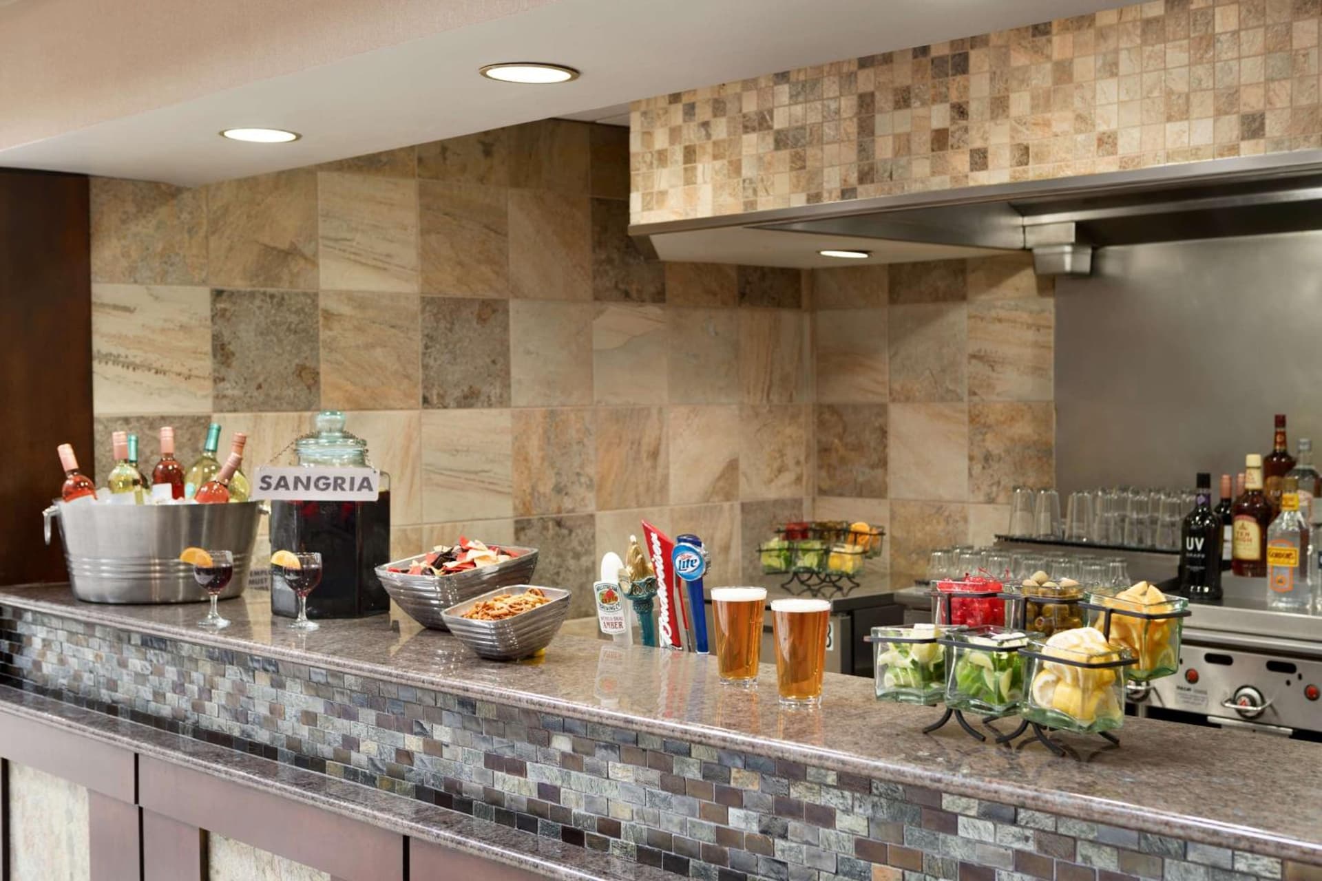 Embassy Suites Des Moines Downtown gallery photo in Des Moines, IA — image 4