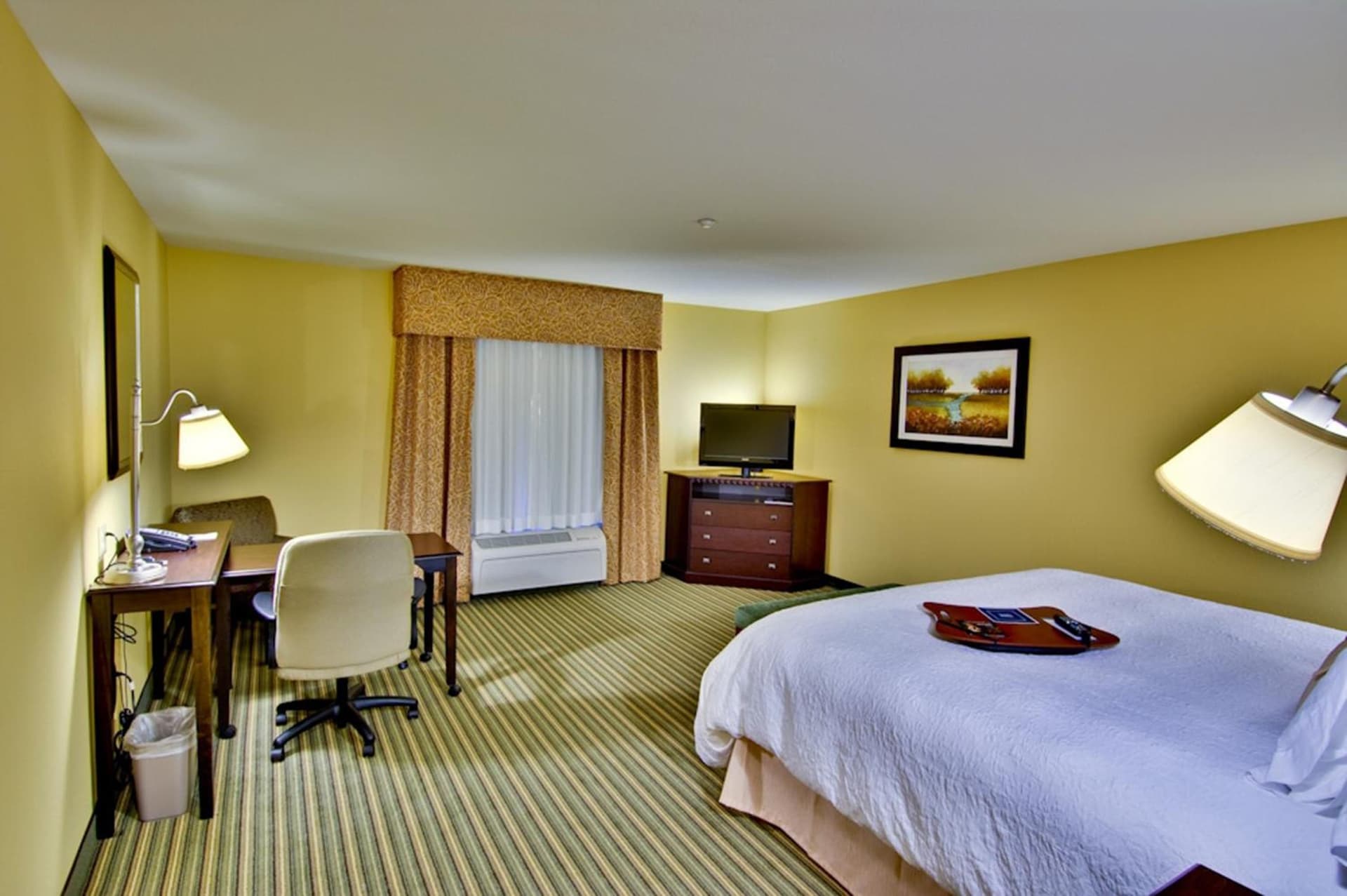 Hampton Inn & Suites Moreno Valley gallery photo in Moreno Valley, CA — image 9
