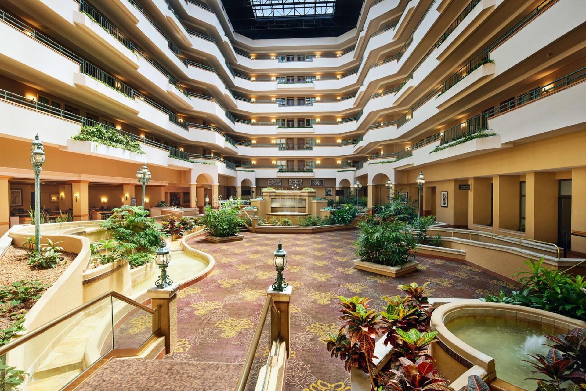 Embassy Suites by Hilton Greensboro Airport gallery photo in Greensboro, NC — image 14