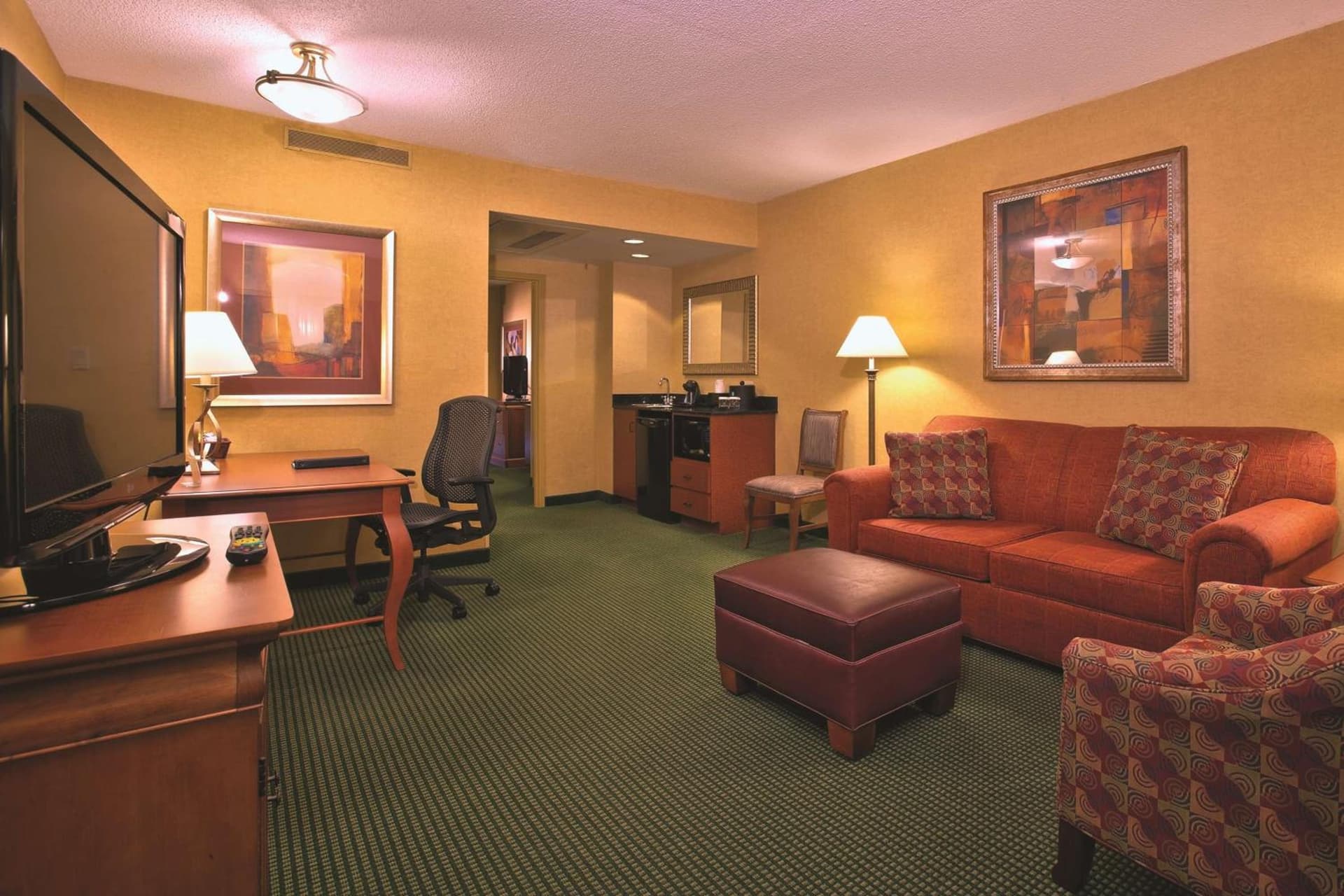 Embassy Suites by Hilton Greensboro Airport gallery photo in Greensboro, NC — image 23