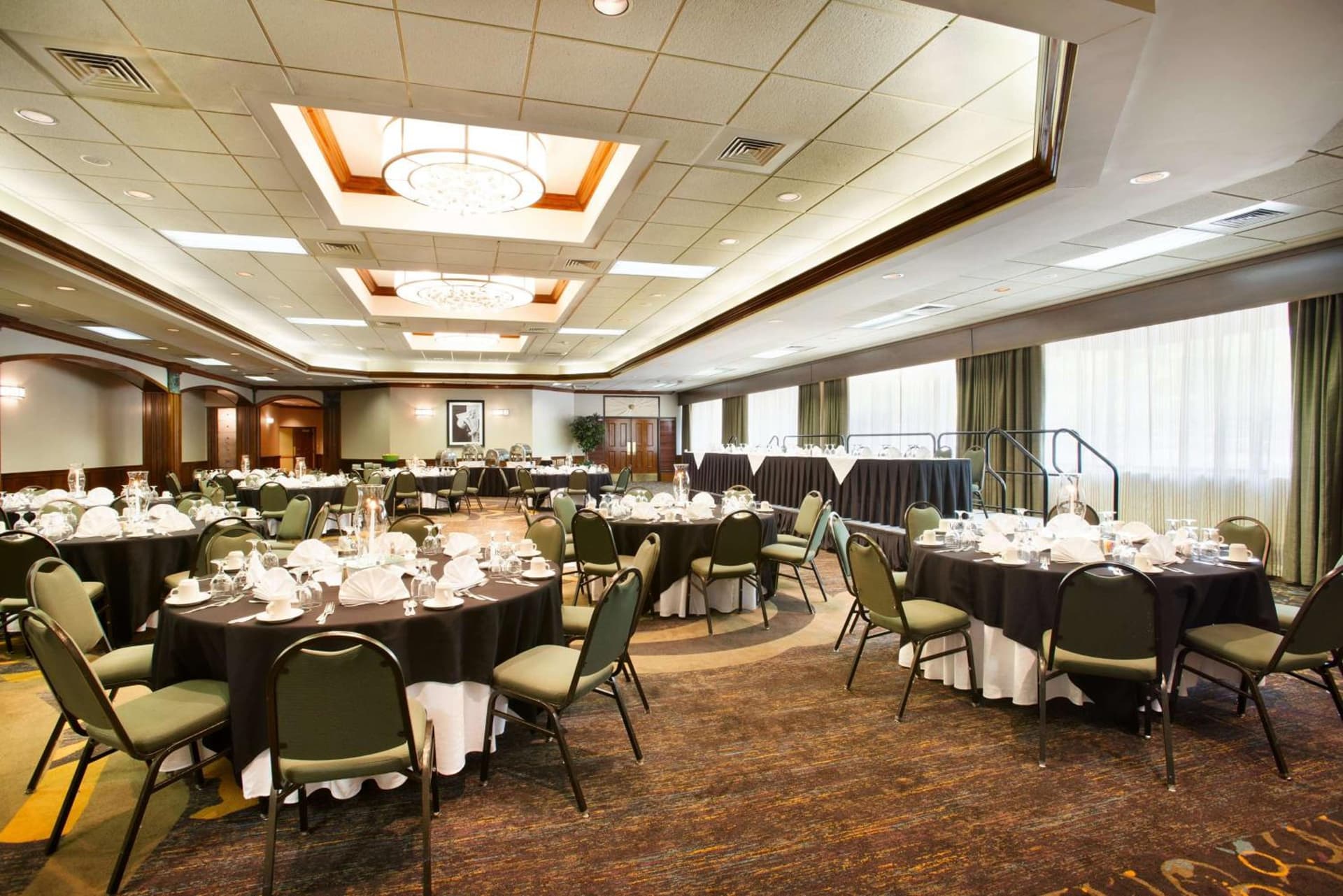 Embassy Suites by Hilton Greensboro Airport gallery photo in Greensboro, NC — image 43