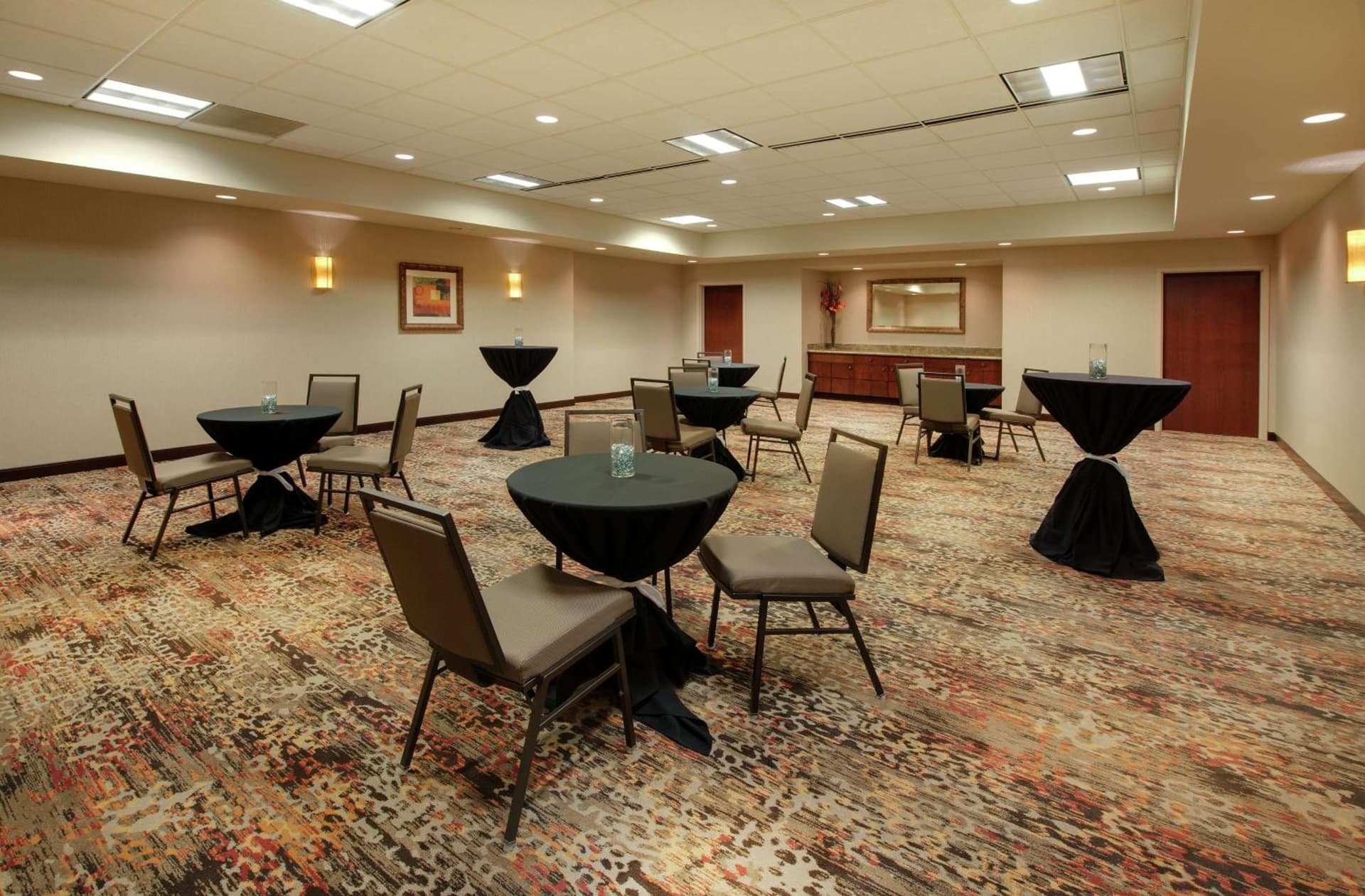 Embassy Suites Huntsville gallery photo in Huntsville, AL — image 30