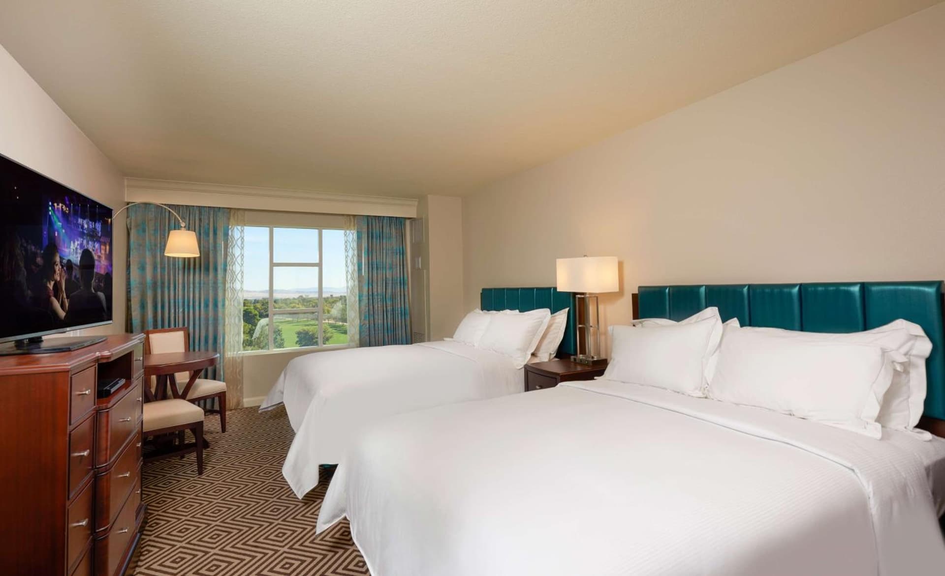 Hilton Grand Vacations Club Paradise Las Vegas gallery photo in Las Vegas, NV — image 17