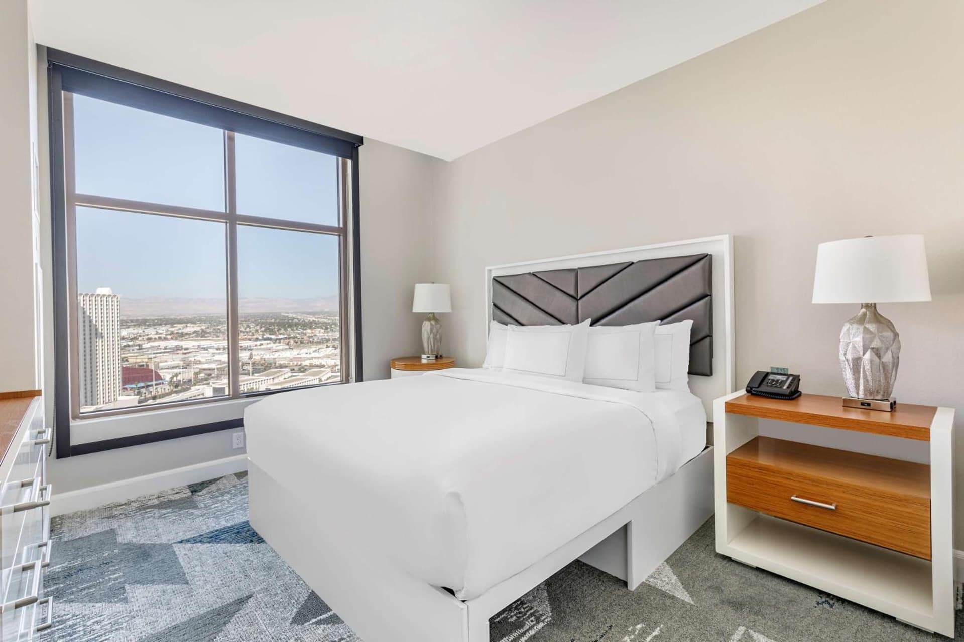 Hilton Grand Vacations Club on the Las Vegas Strip gallery photo in Las Vegas, NV — image 41