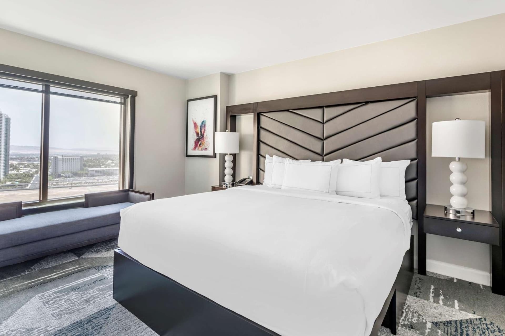 Hilton Grand Vacations Club on the Las Vegas Strip gallery photo in Las Vegas, NV — image 4