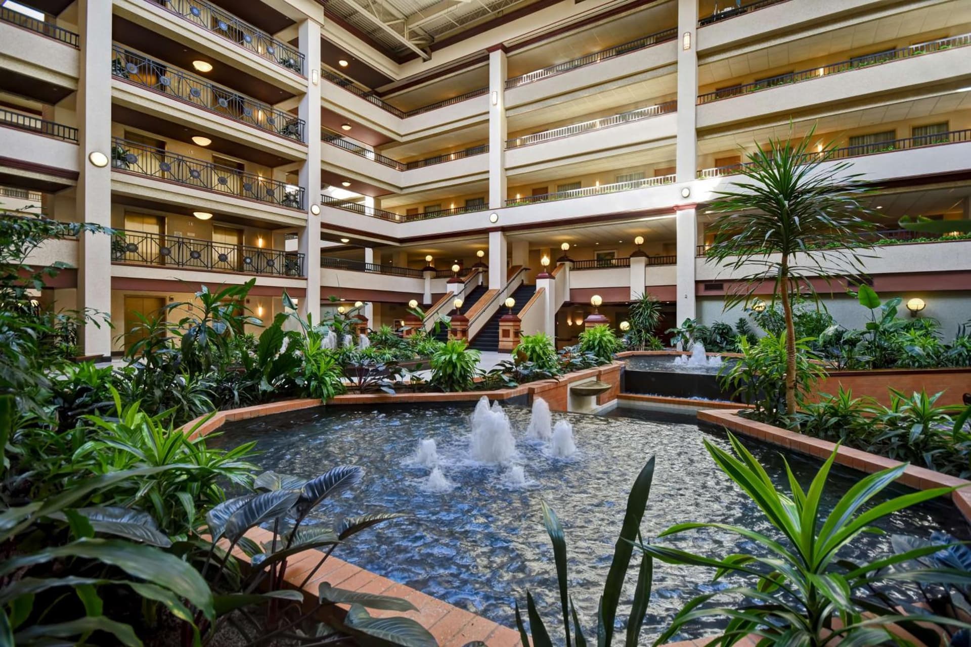 Embassy Suites Lexington interior in Lexington, KY — gallery photo 2