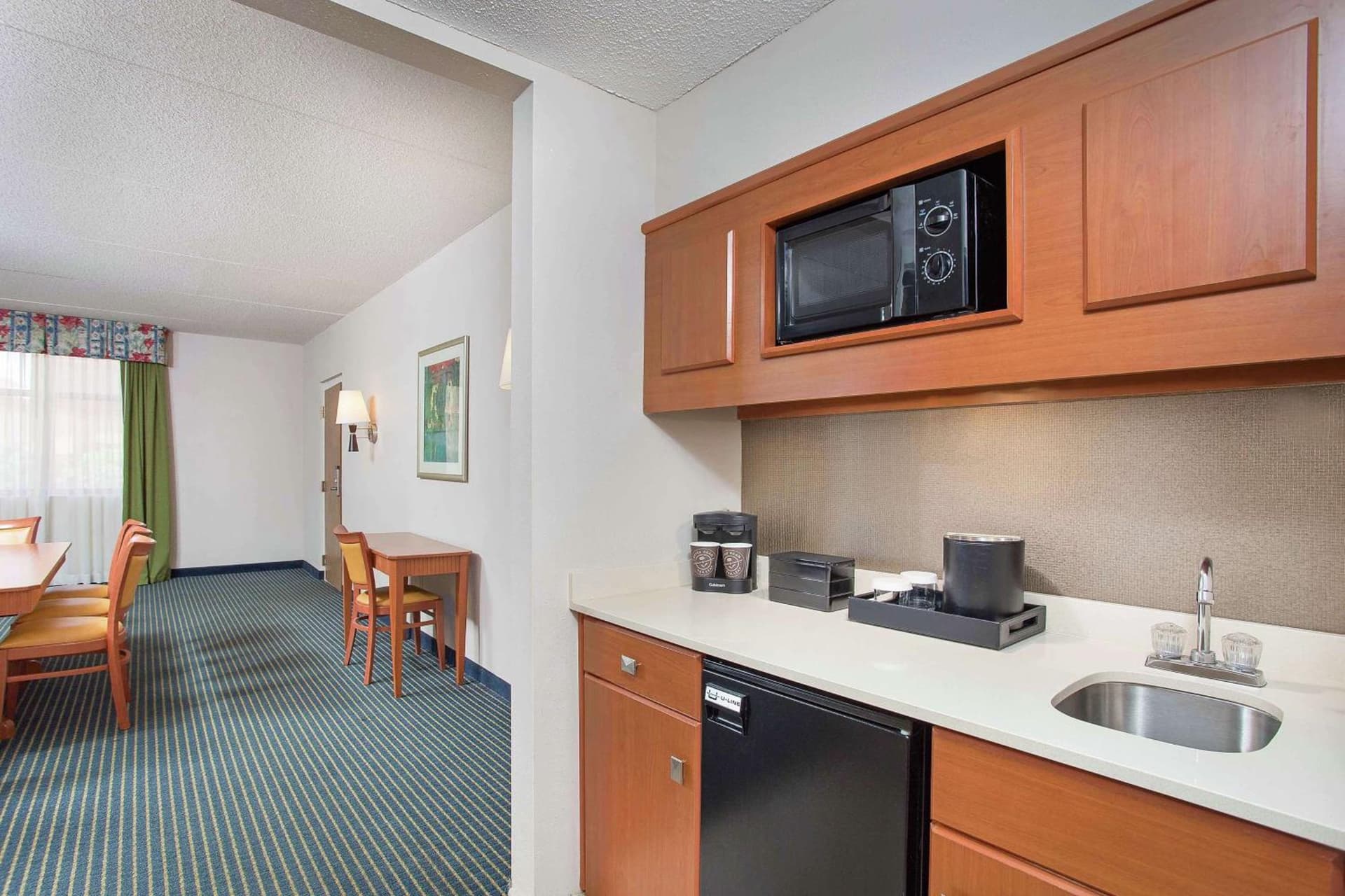 Embassy Suites Lexington gallery photo in Lexington, KY — image 7