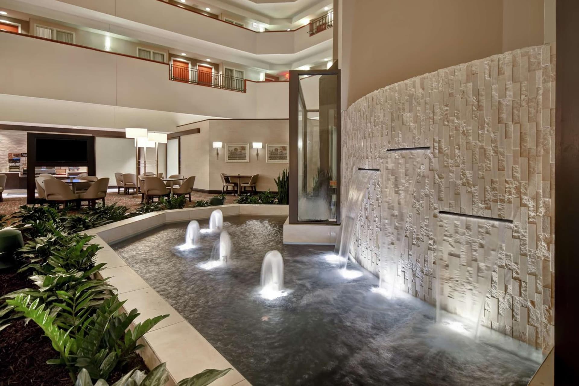 Embassy Suites Little Rock gallery photo in Little Rock, AR — image 61
