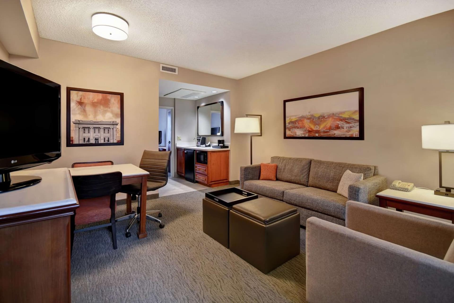 Embassy Suites Little Rock gallery photo in Little Rock, AR — image 6