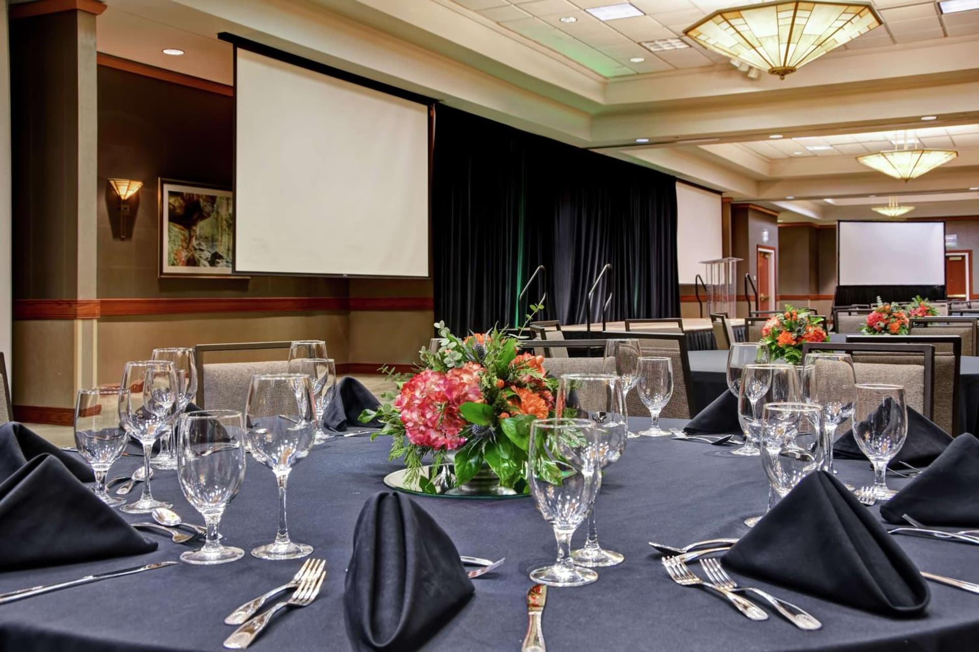 Embassy Suites Little Rock gallery photo in Little Rock, AR — image 10
