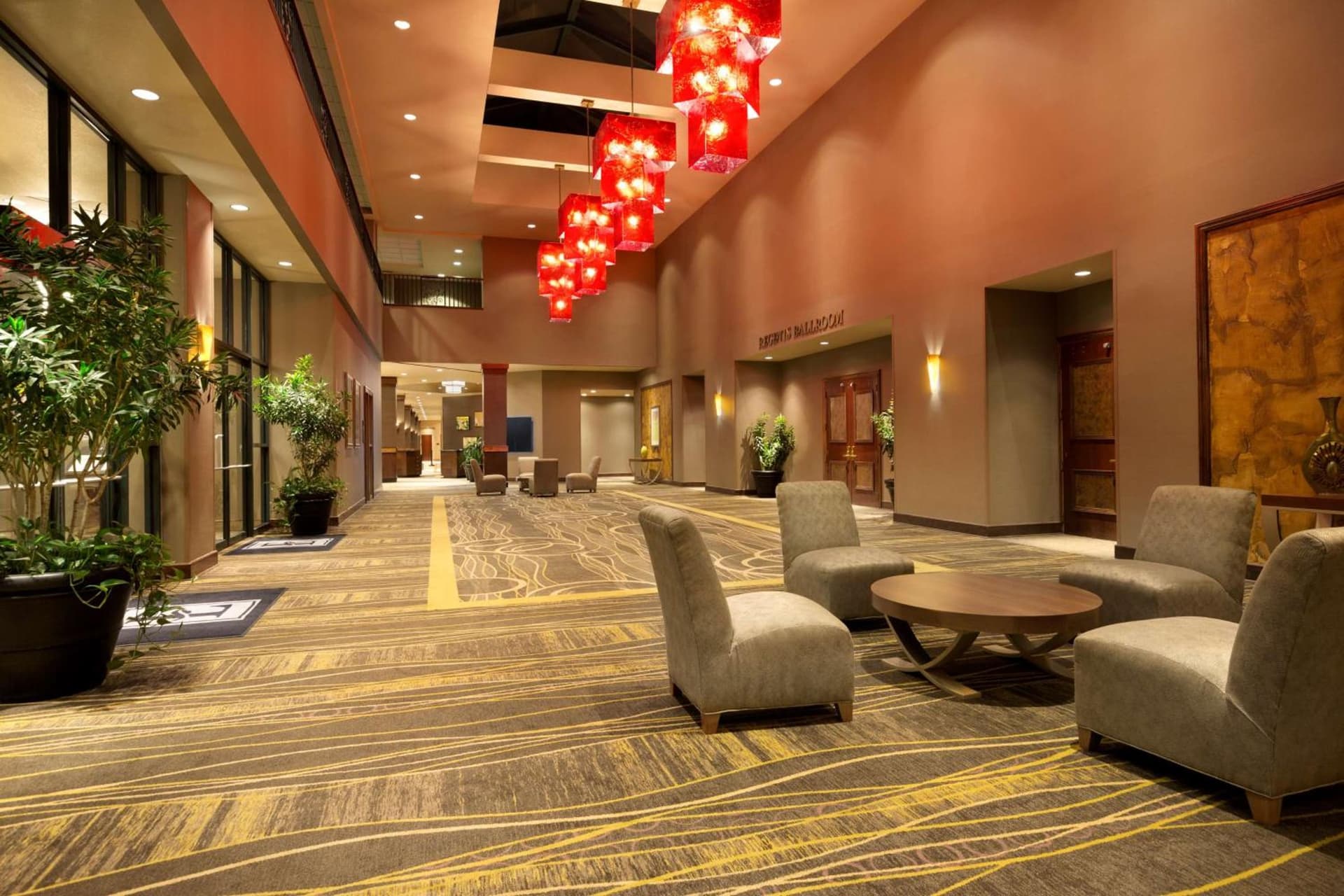 Embassy Suites Lincoln gallery photo in Lincoln, NE — image 43