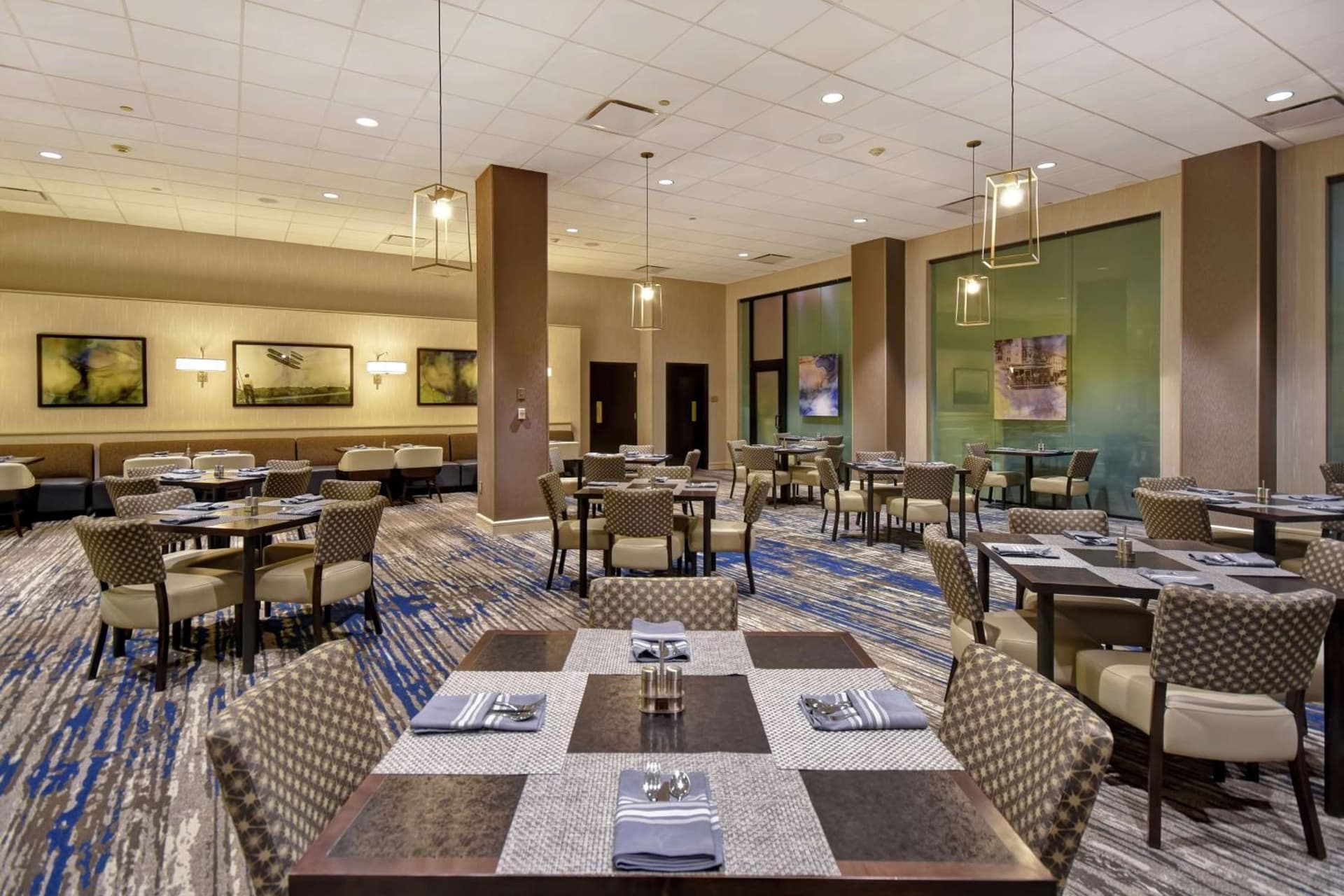 Embassy Suites Montgomery - Hotel & Conference Center gallery photo in Montgomery, AL — image 22