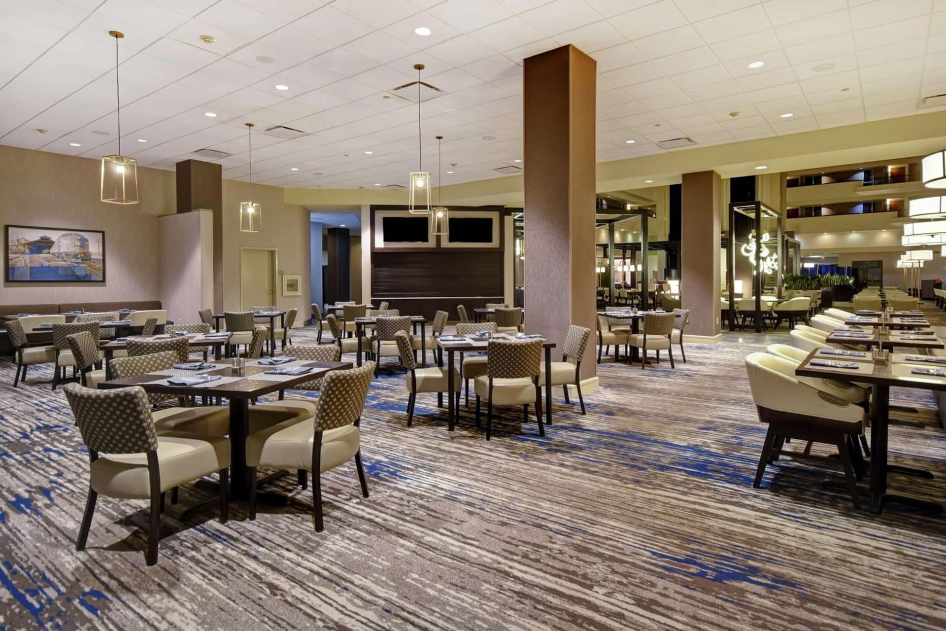 Embassy Suites Montgomery - Hotel & Conference Center gallery photo in Montgomery, AL — image 43
